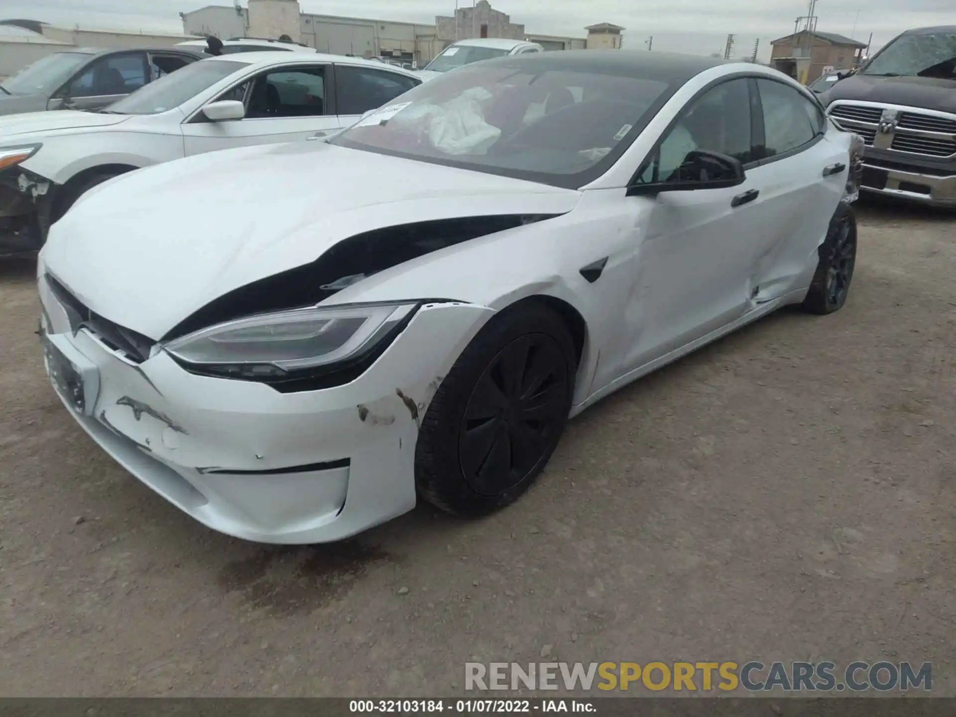 2 Photograph of a damaged car 5YJSA1E57NF460328 TESLA MODEL S 2022