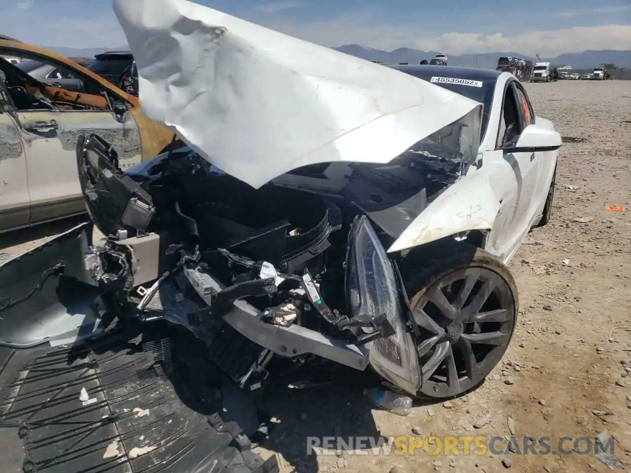 2 Photograph of a damaged car 5YJSA1E58NF469863 TESLA MODEL S 2022