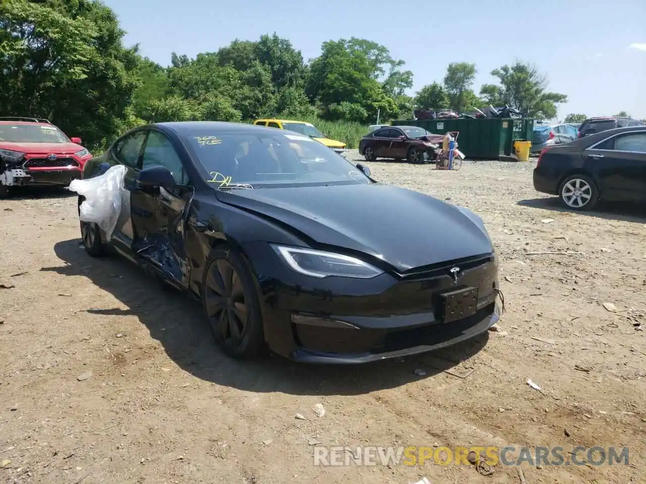 1 Photograph of a damaged car 5YJSA1E58NF476733 TESLA MODEL S 2022