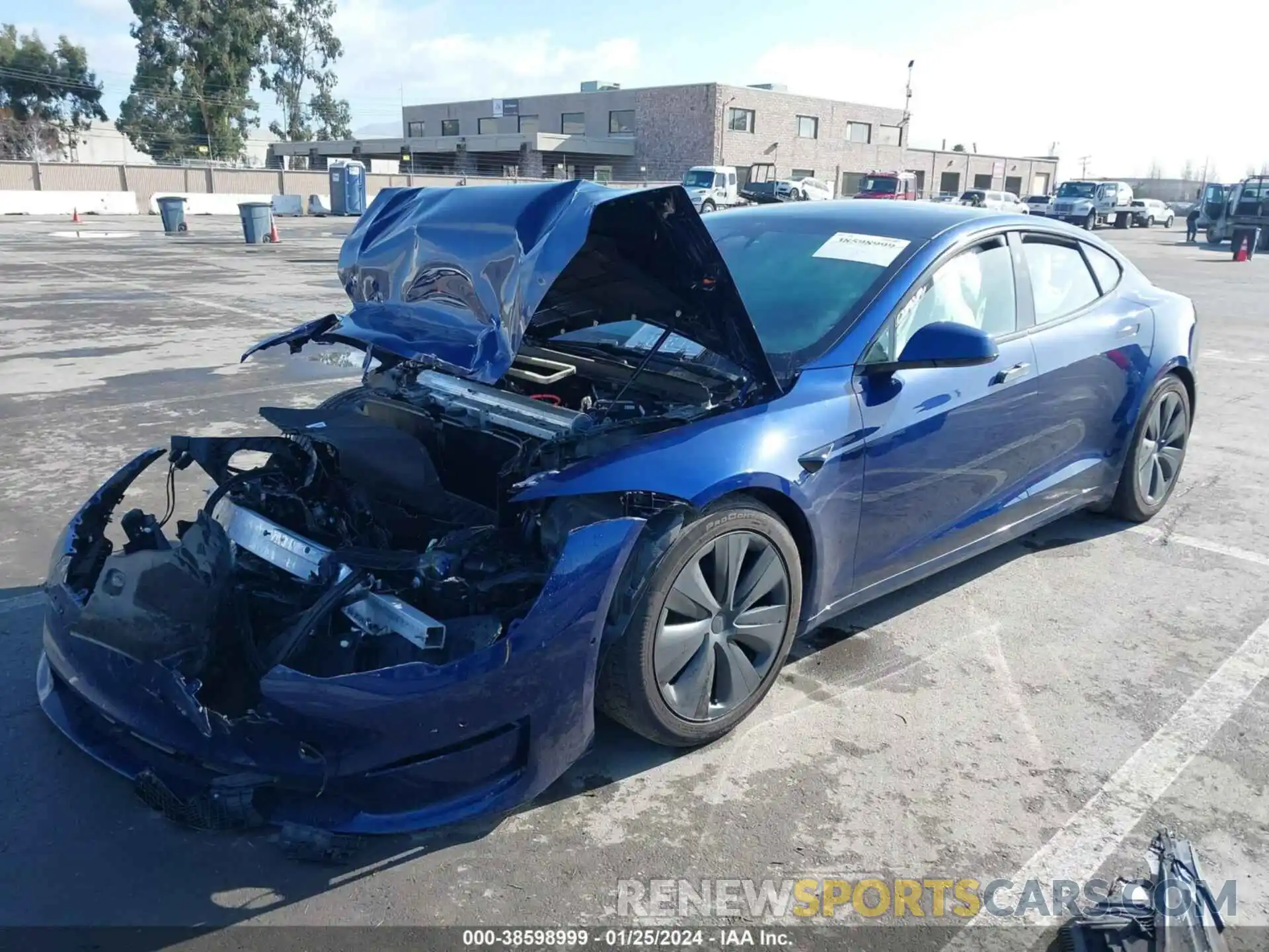 2 Photograph of a damaged car 5YJSA1E58NF492642 TESLA MODEL S 2022