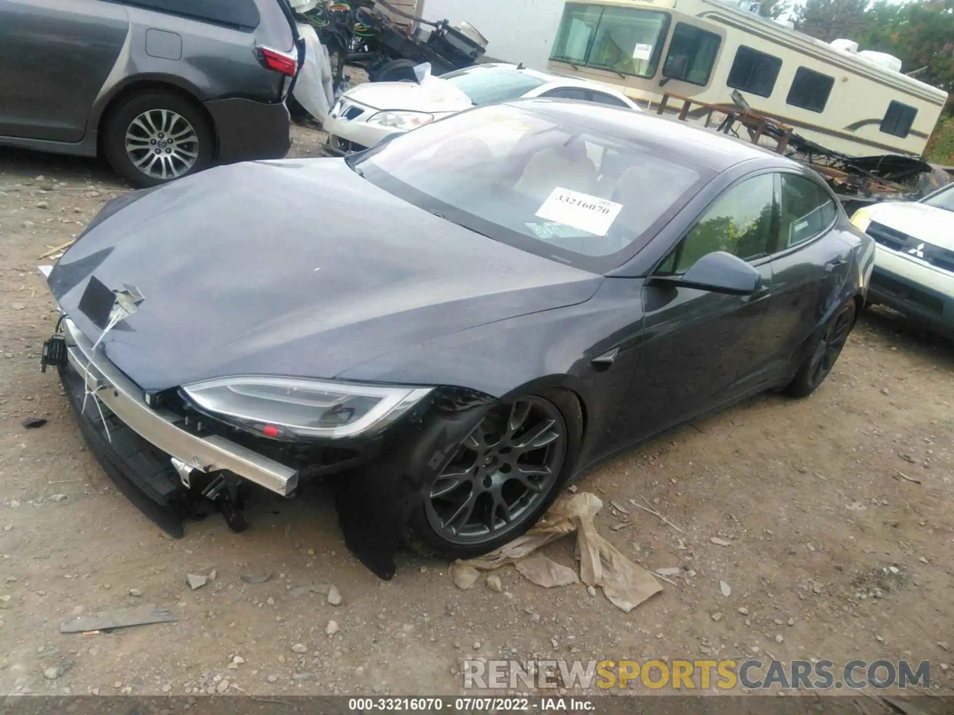 2 Photograph of a damaged car 5YJSA1E5XNF470853 TESLA MODEL S 2022