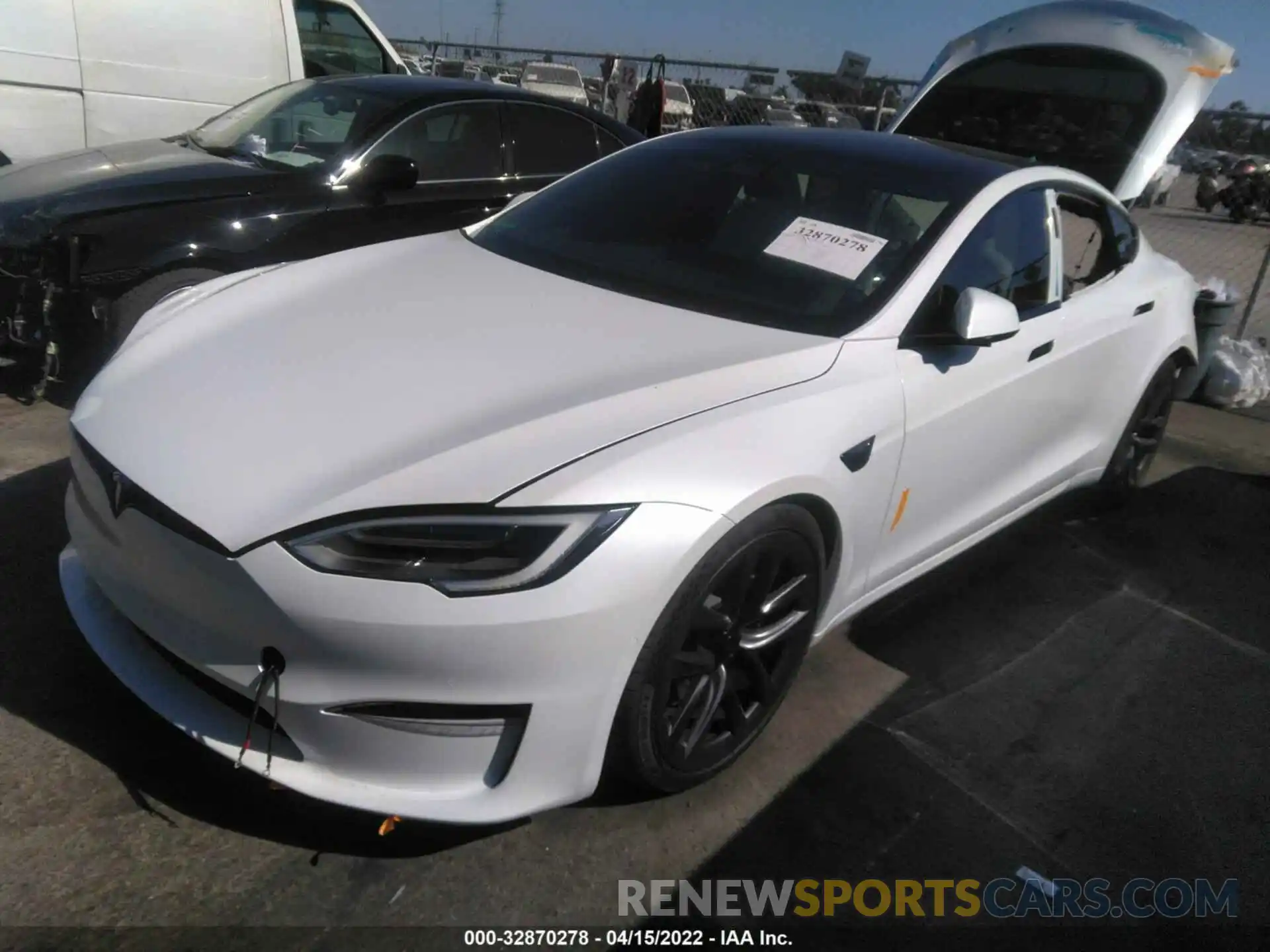 2 Photograph of a damaged car 5YJSA1E61NF468014 TESLA MODEL S 2022