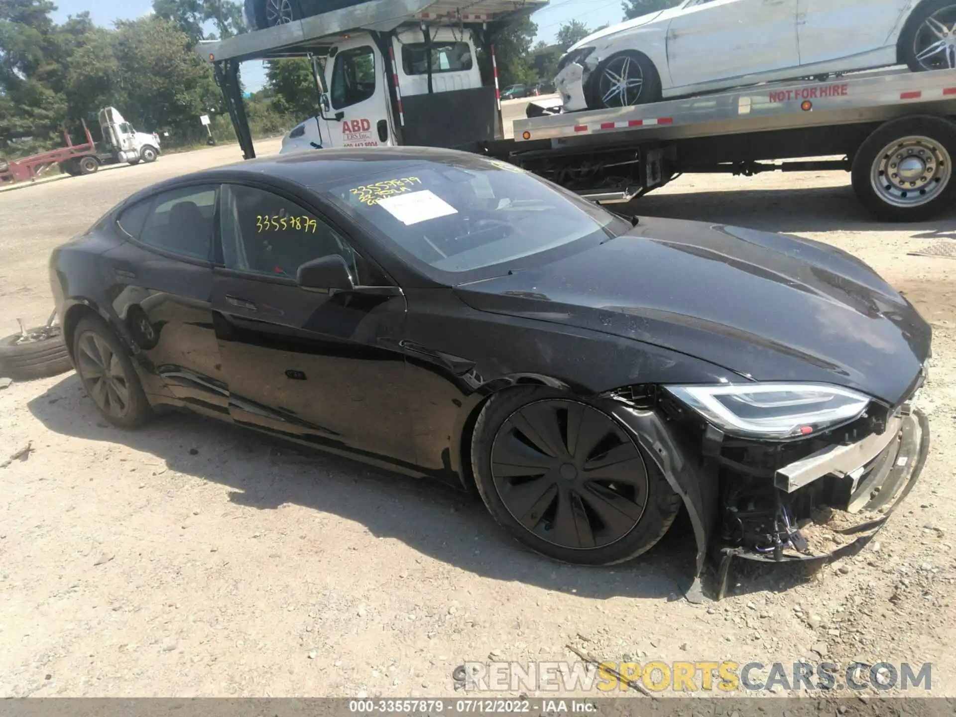 1 Photograph of a damaged car 5YJSA1E62NF459774 TESLA MODEL S 2022