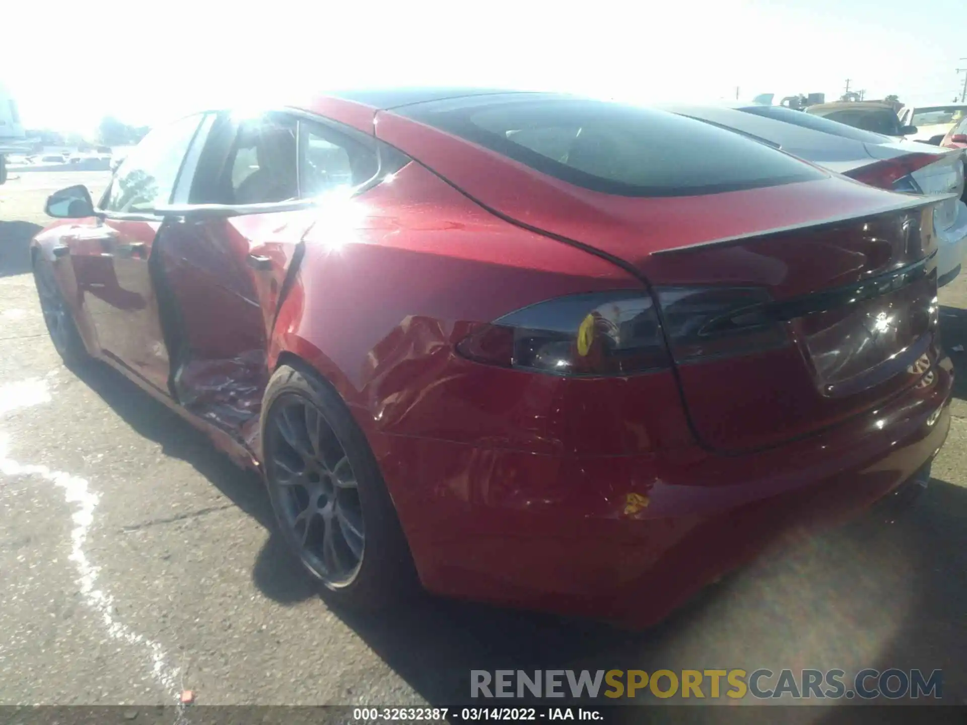 3 Photograph of a damaged car 5YJSA1E64NF459680 TESLA MODEL S 2022