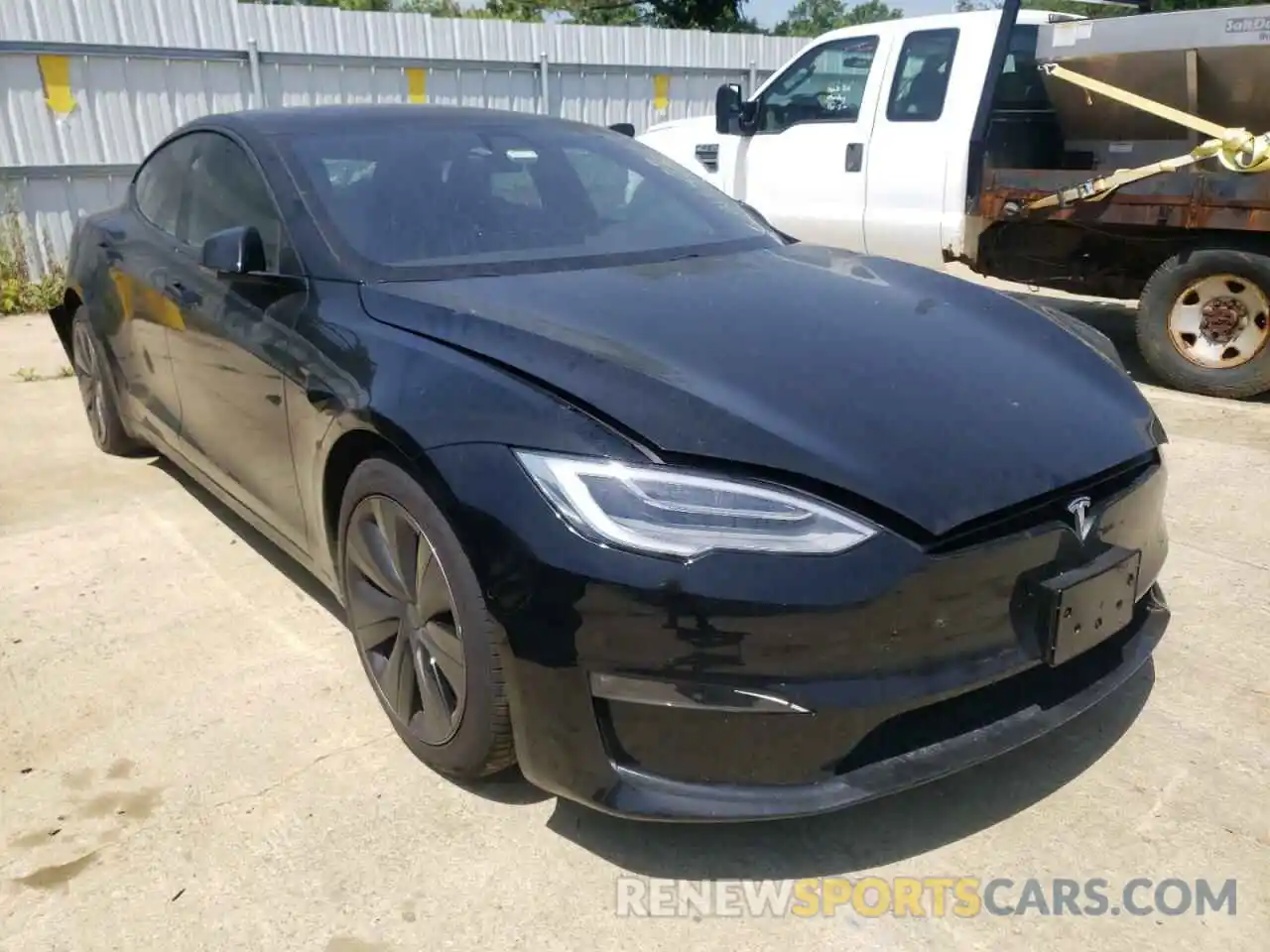 1 Фотография поврежденного автомобиля 5YJSA1E65NF459140 TESLA MODEL S 2022