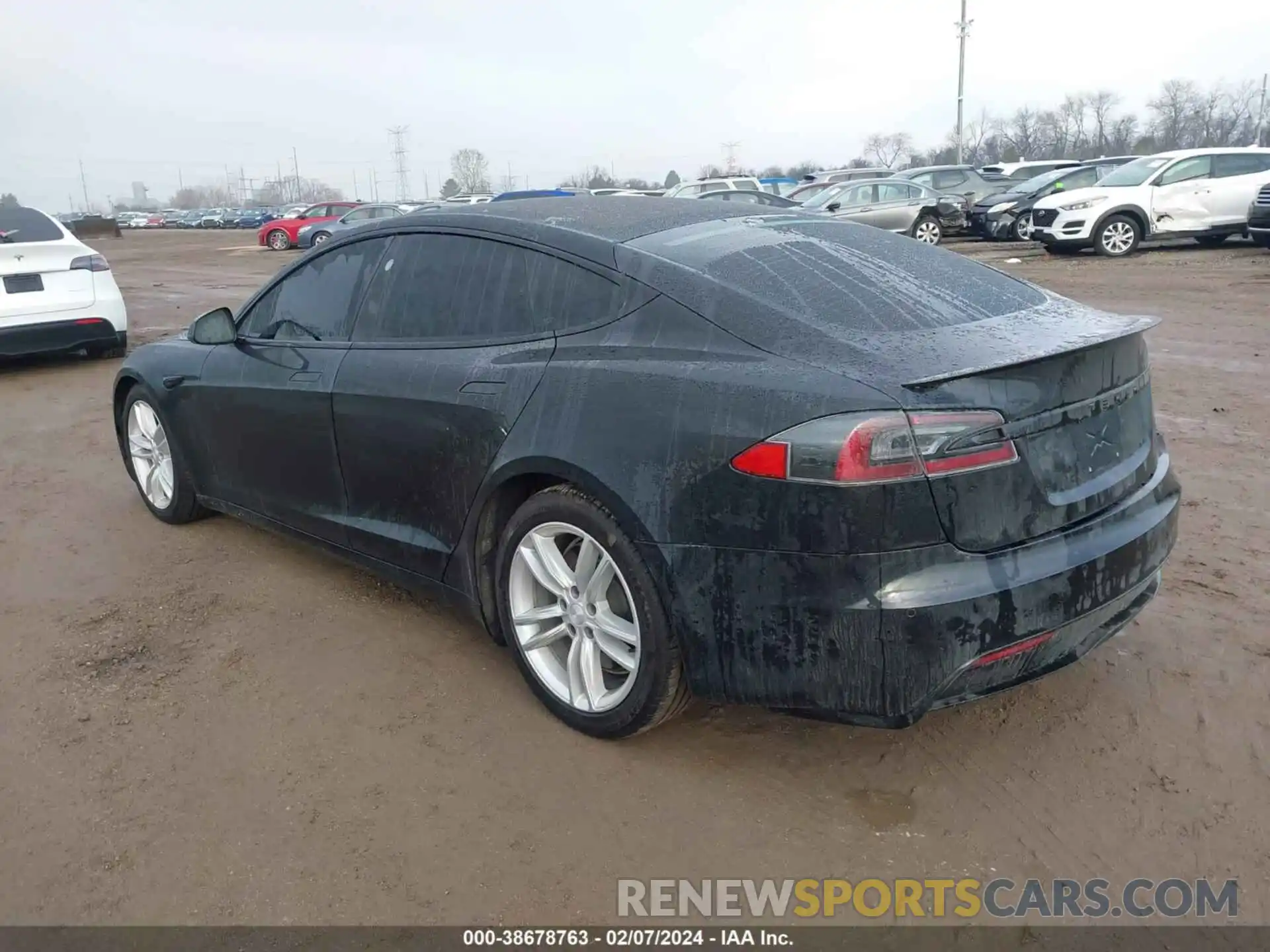 3 Photograph of a damaged car 5YJSA1E66NF460314 TESLA MODEL S 2022