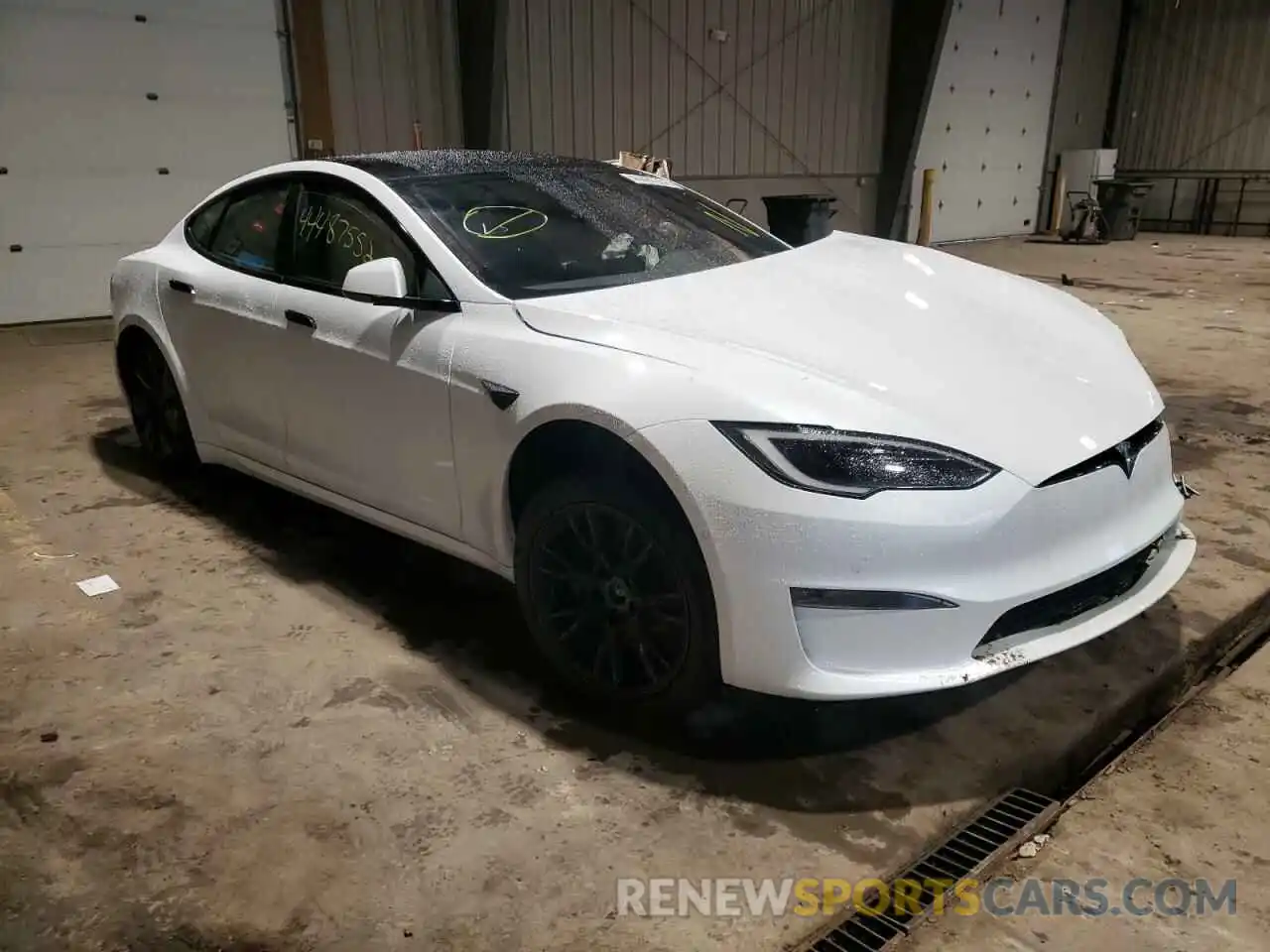 1 Photograph of a damaged car 5YJSA1E68NF473954 TESLA MODEL S 2022