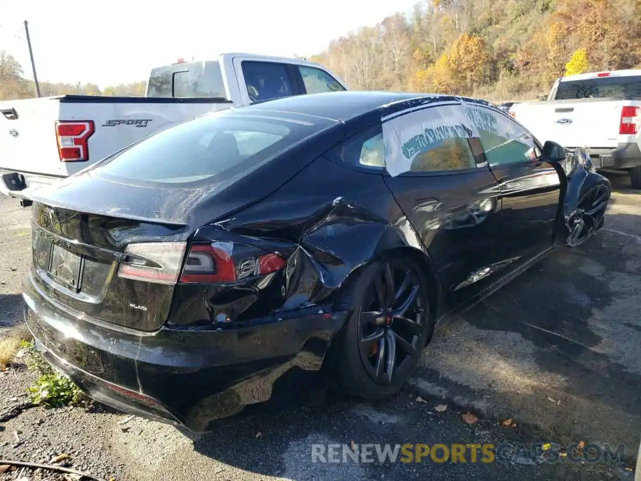 4 Photograph of a damaged car 5YJSA1E6XNF460364 TESLA MODEL S 2022