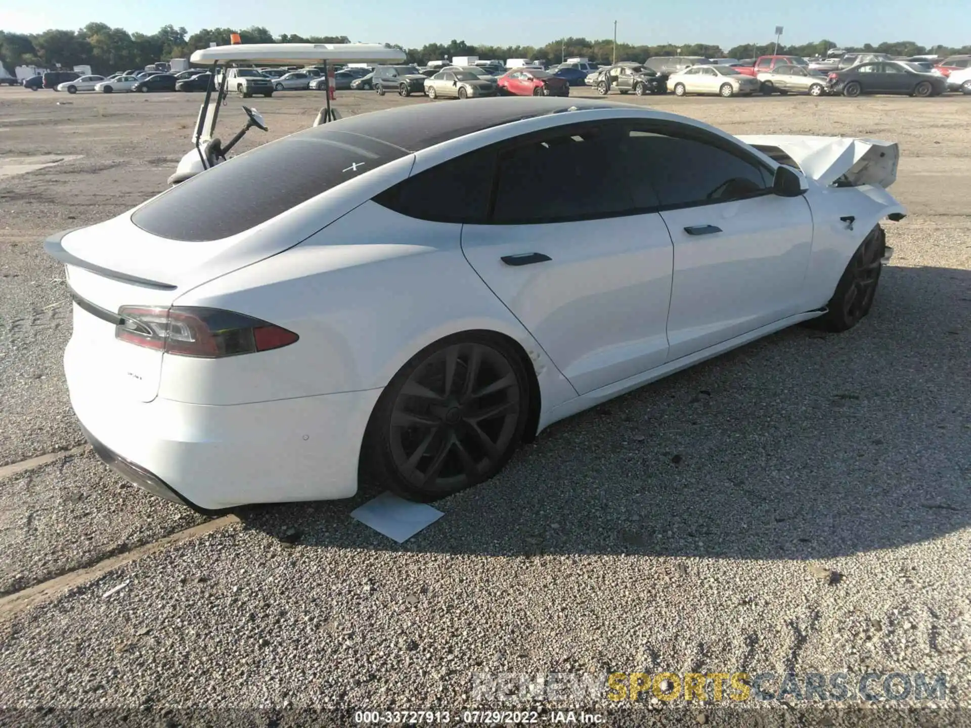 4 Photograph of a damaged car 5YJSA1E6XNF468108 TESLA MODEL S 2022