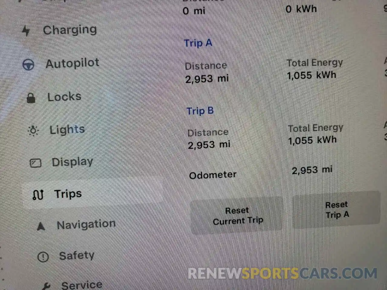 9 Photograph of a damaged car 5YJSA1E55PF513398 TESLA MODEL S 2023