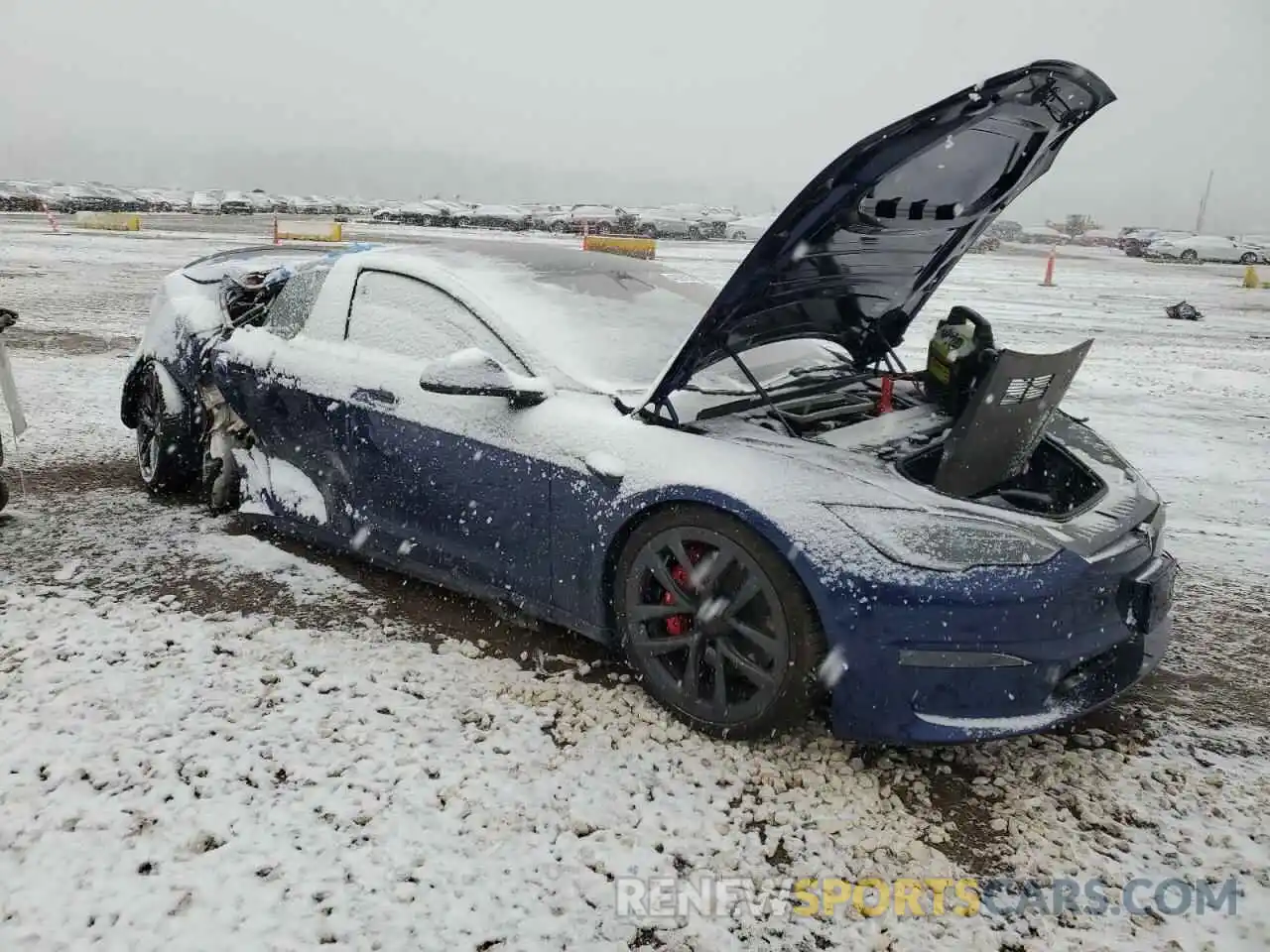 4 Photograph of a damaged car 5YJSA1E64PF520836 TESLA MODEL S 2023