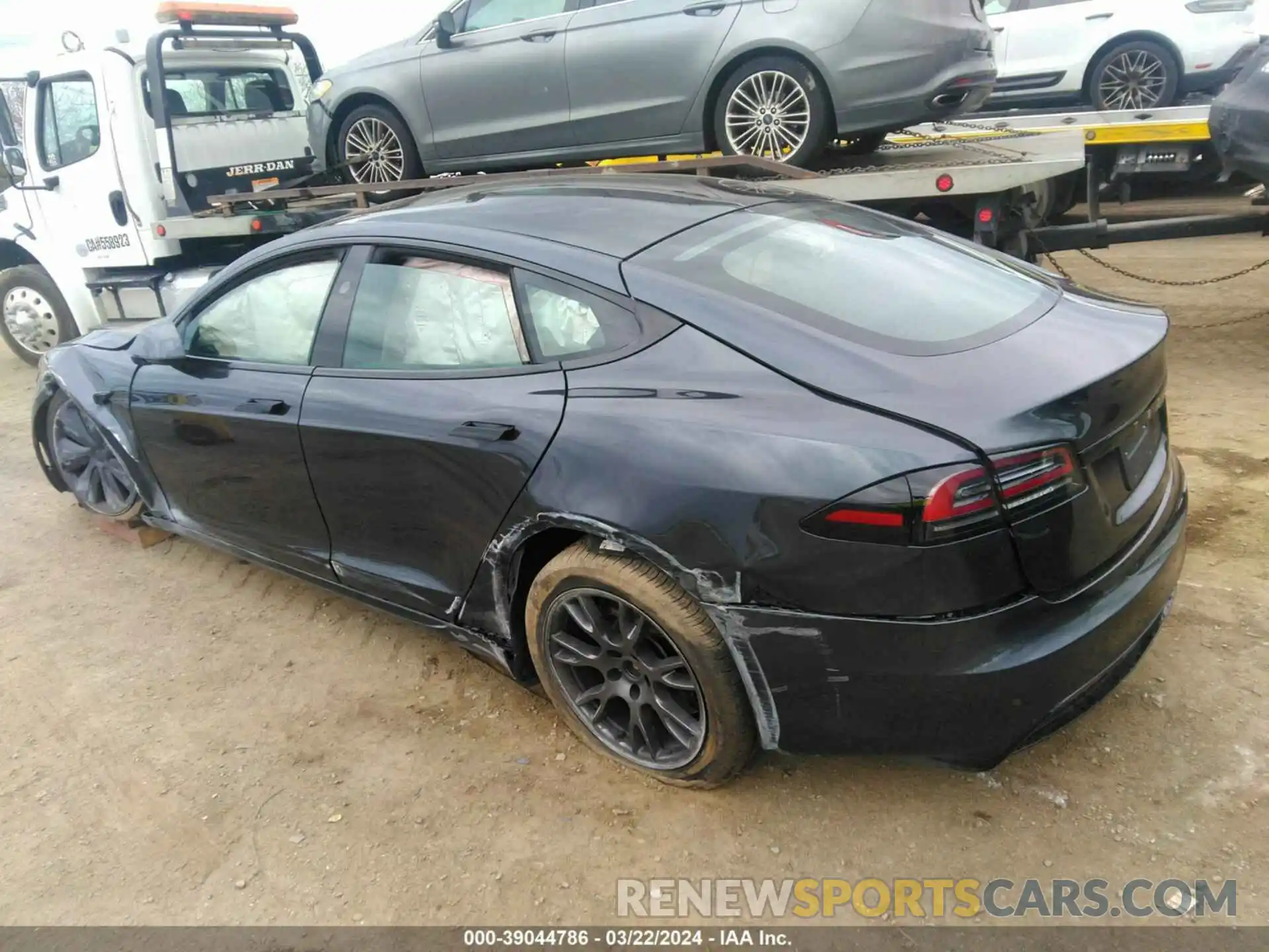 3 Фотография поврежденного автомобиля 5YJSA1E59RF532538 TESLA MODEL S 2024