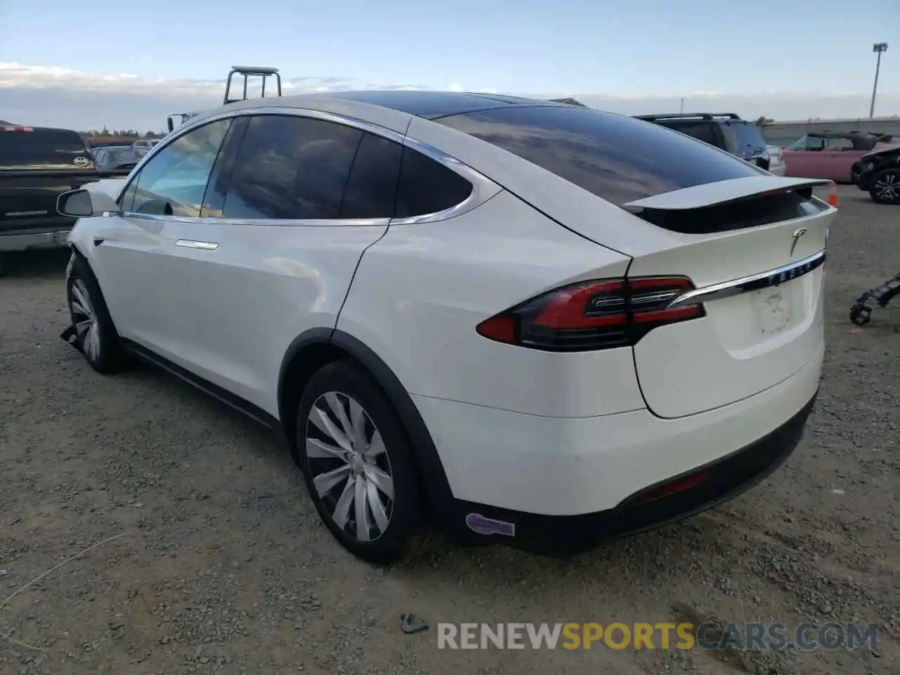 3 Photograph of a damaged car 5YJXCAE21KF161404 TESLA MODEL X 2019