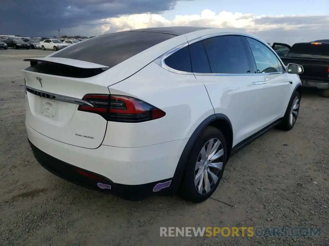 4 Photograph of a damaged car 5YJXCAE21KF161404 TESLA MODEL X 2019