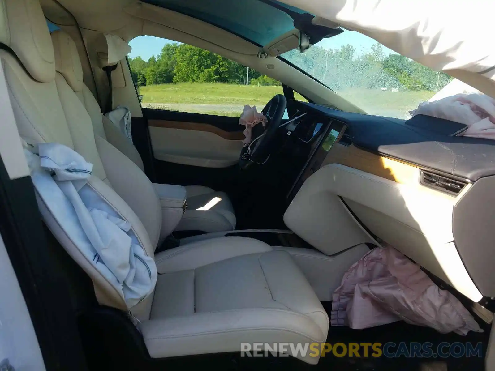 5 Photograph of a damaged car 5YJXCAE21KF183614 TESLA MODEL X 2019