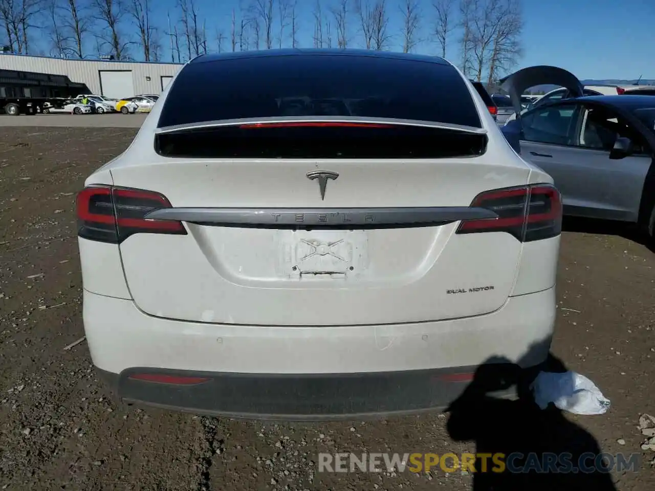 6 Photograph of a damaged car 5YJXCAE21KF207359 TESLA MODEL X 2019