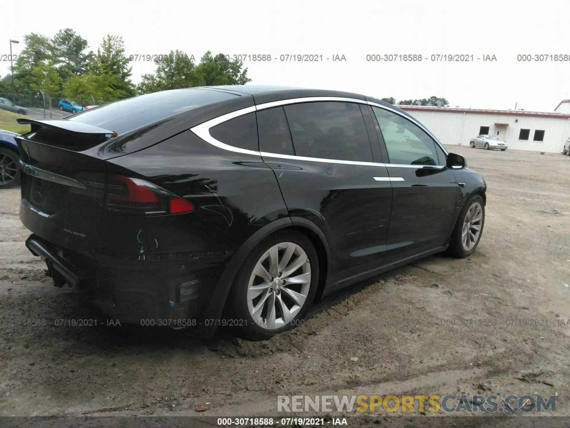 4 Фотография поврежденного автомобиля 5YJXCAE22KF162397 TESLA MODEL X 2019