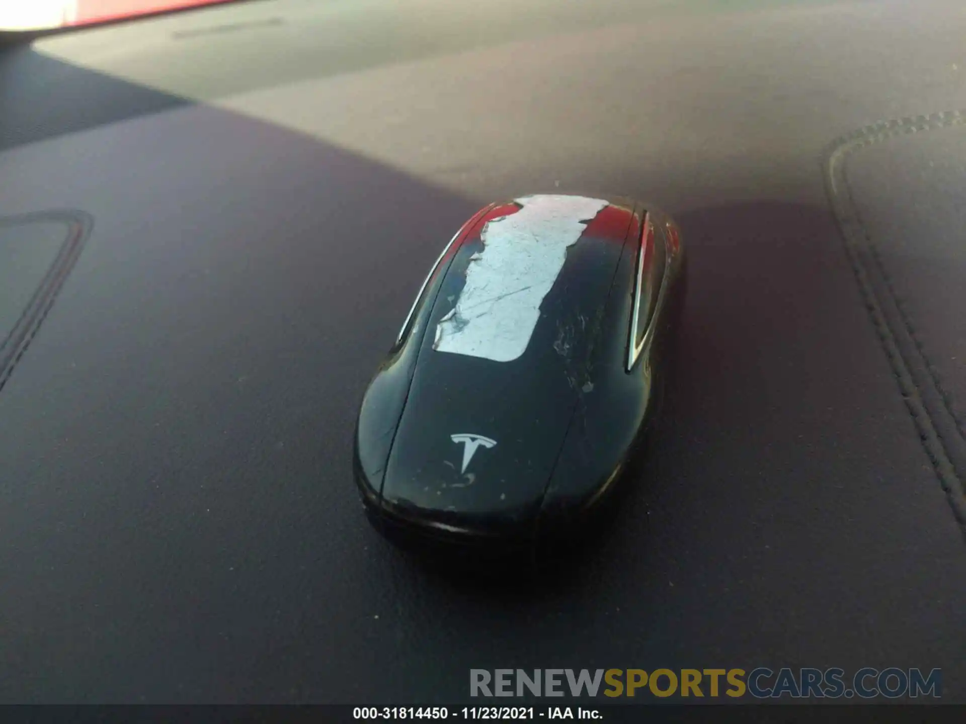 11 Photograph of a damaged car 5YJXCAE22KF196176 TESLA MODEL X 2019