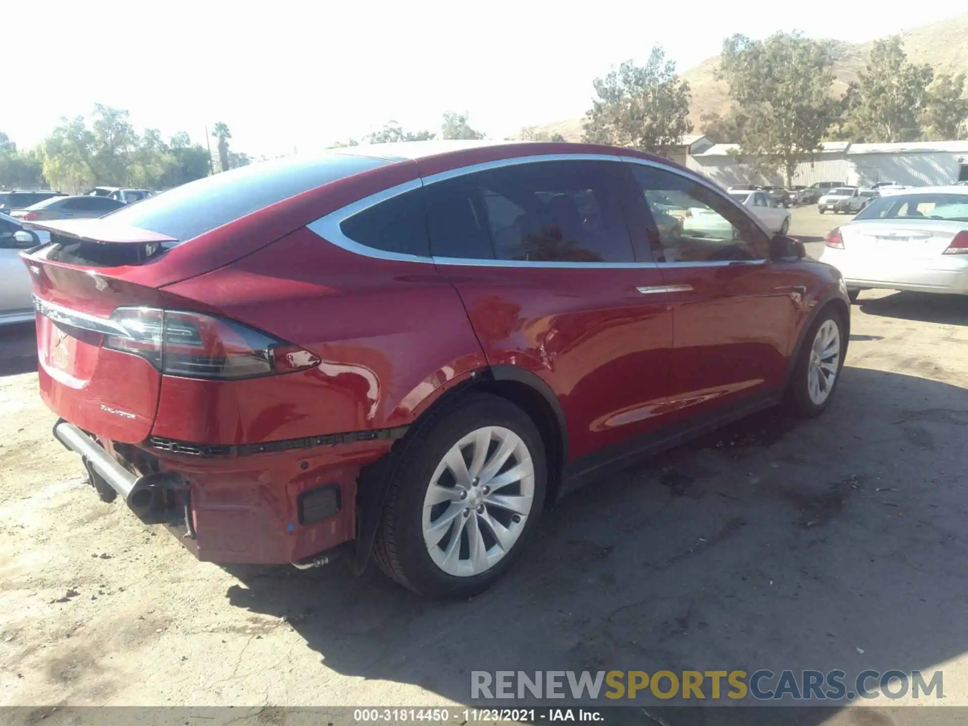 4 Photograph of a damaged car 5YJXCAE22KF196176 TESLA MODEL X 2019