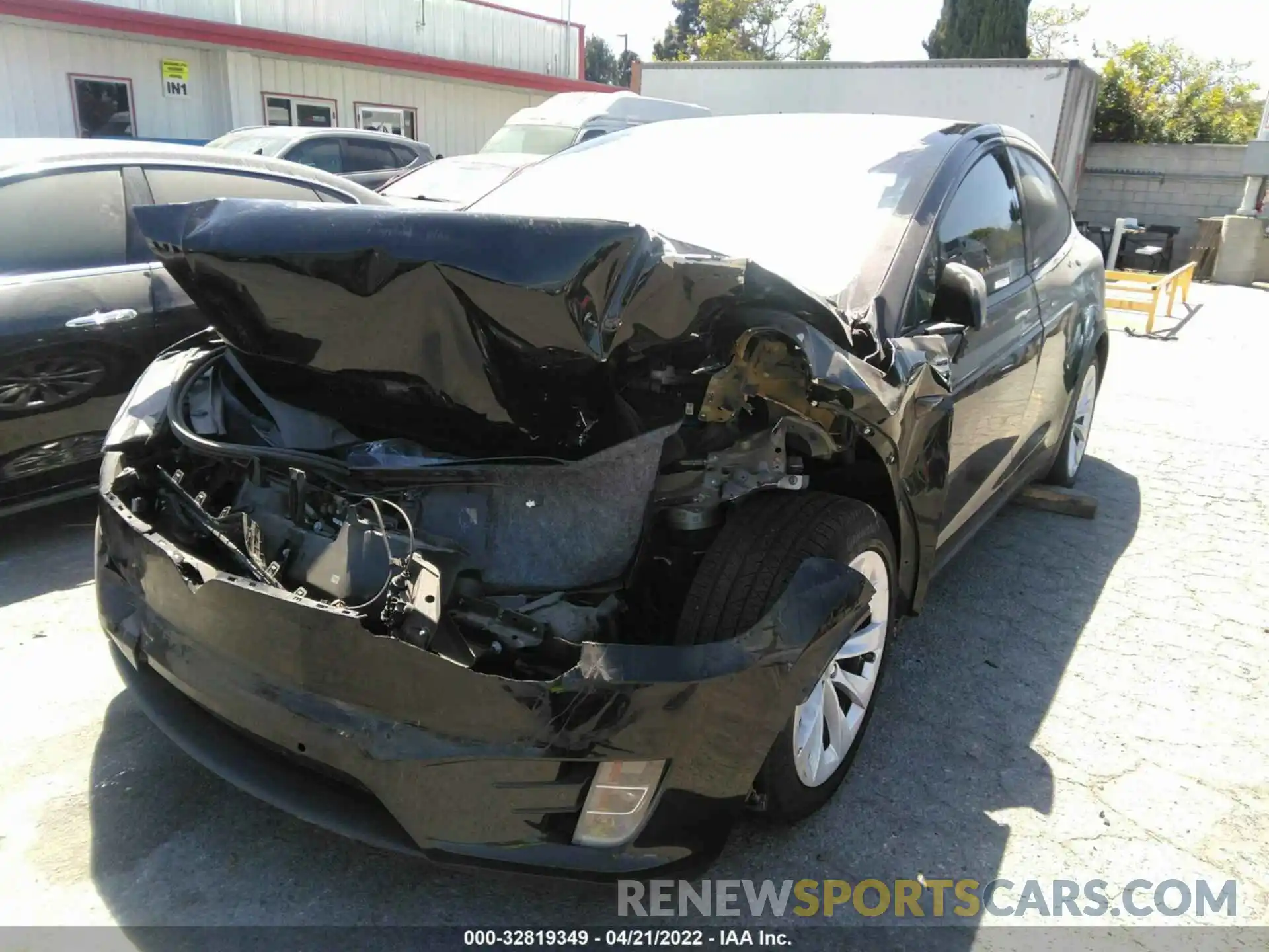 2 Photograph of a damaged car 5YJXCAE22KF211100 TESLA MODEL X 2019