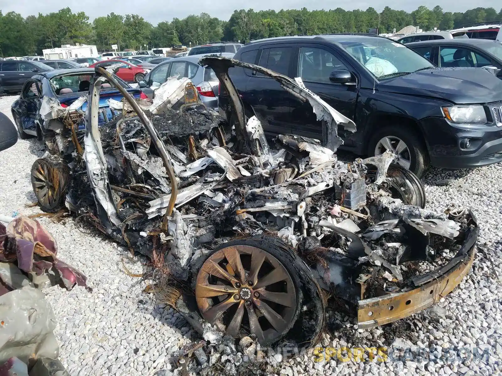 1 Photograph of a damaged car 5YJXCAE23KF199152 TESLA MODEL X 2019