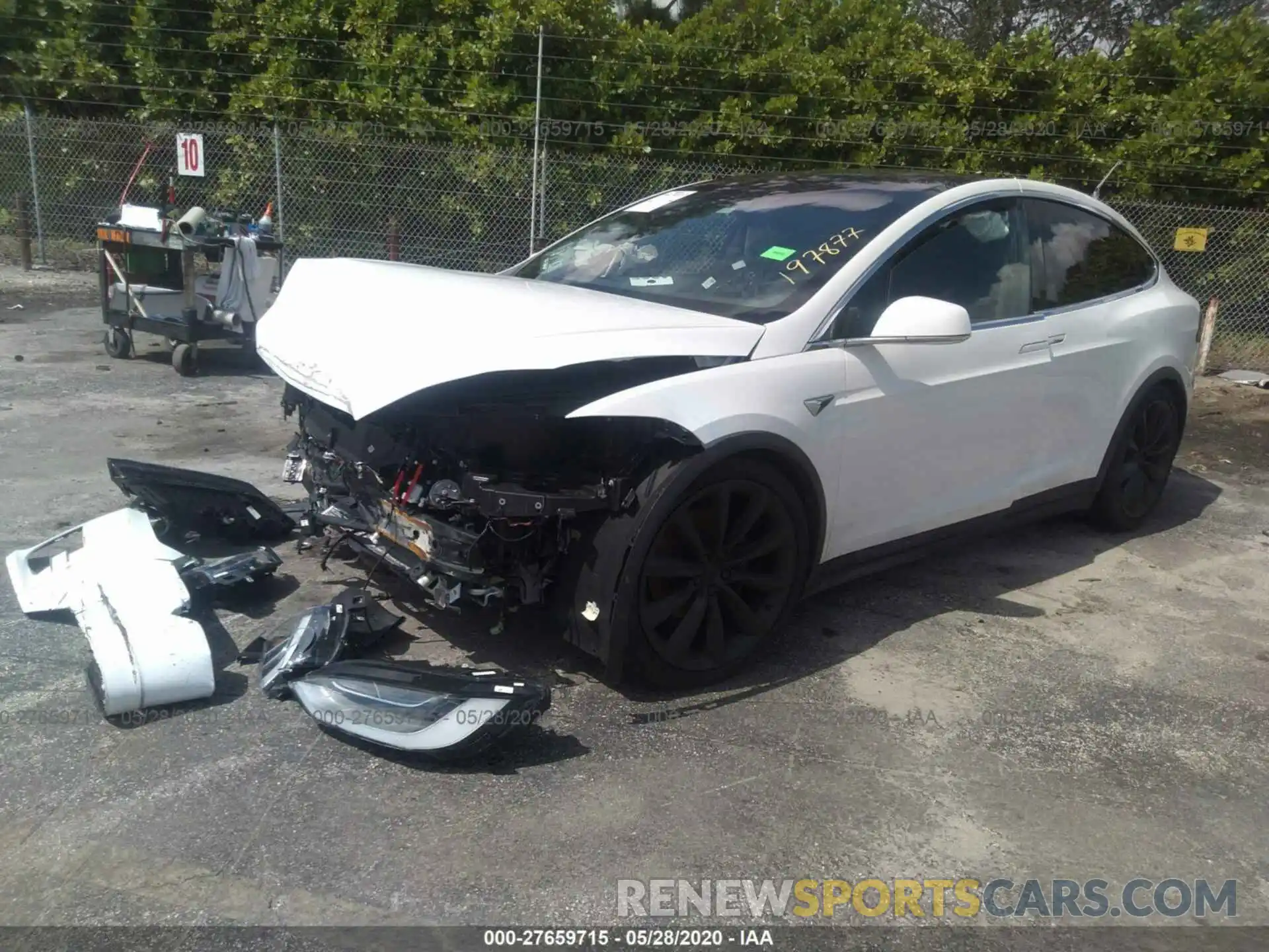 2 Photograph of a damaged car 5YJXCAE24KF197877 TESLA MODEL X 2019