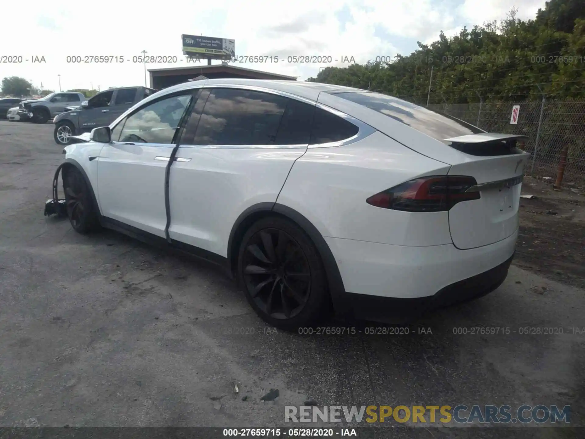 3 Фотография поврежденного автомобиля 5YJXCAE24KF197877 TESLA MODEL X 2019