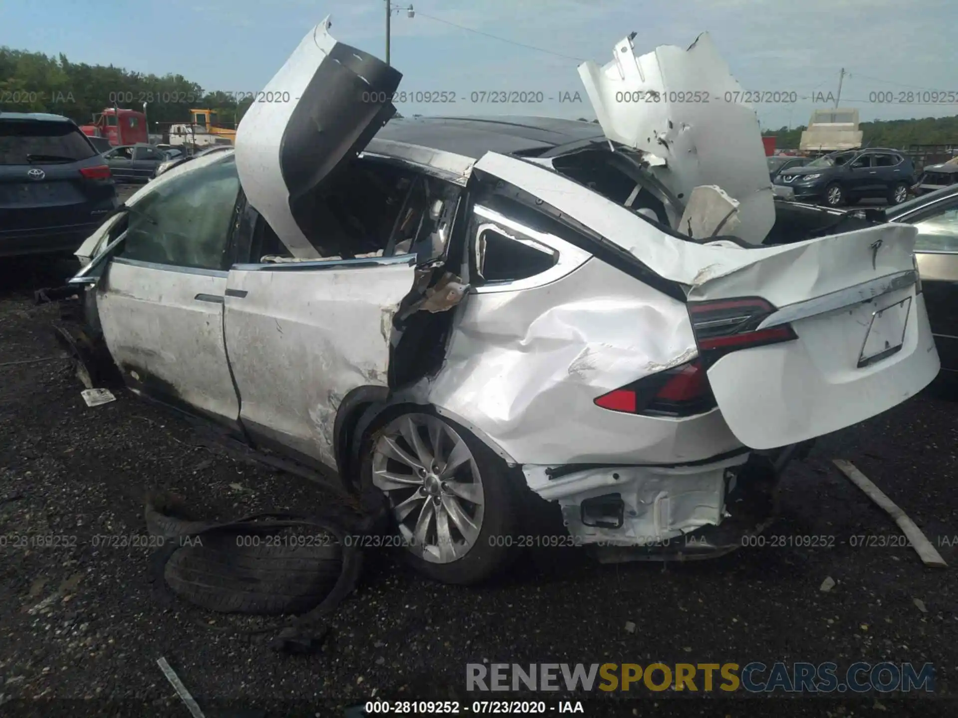 3 Photograph of a damaged car 5YJXCAE25KF196740 TESLA MODEL X 2019