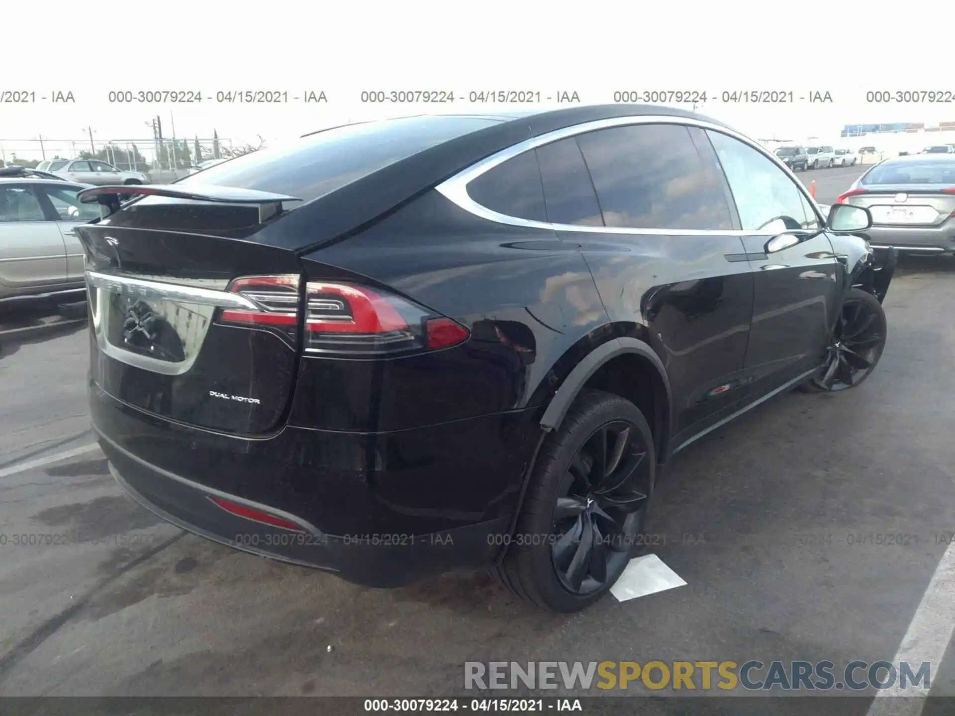 4 Фотография поврежденного автомобиля 5YJXCAE25KF199590 TESLA MODEL X 2019