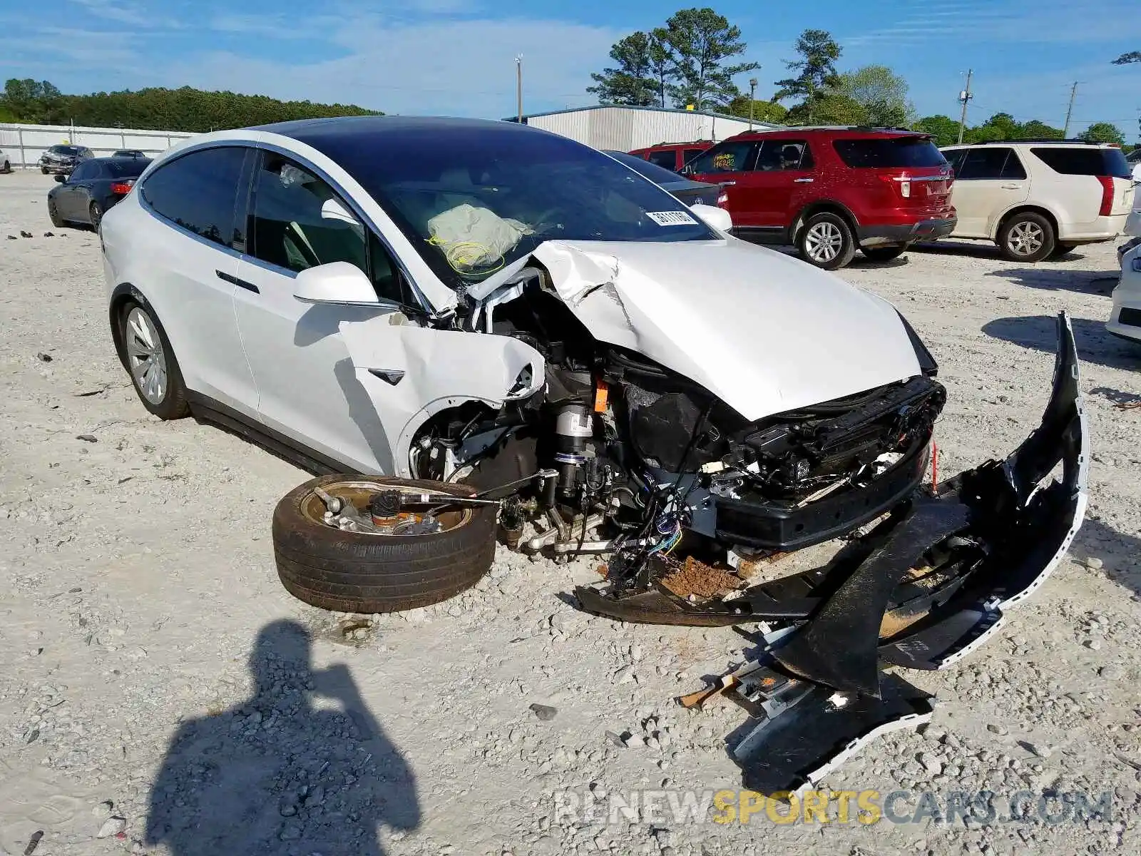 1 Photograph of a damaged car 5YJXCAE26KF193541 TESLA MODEL X 2019