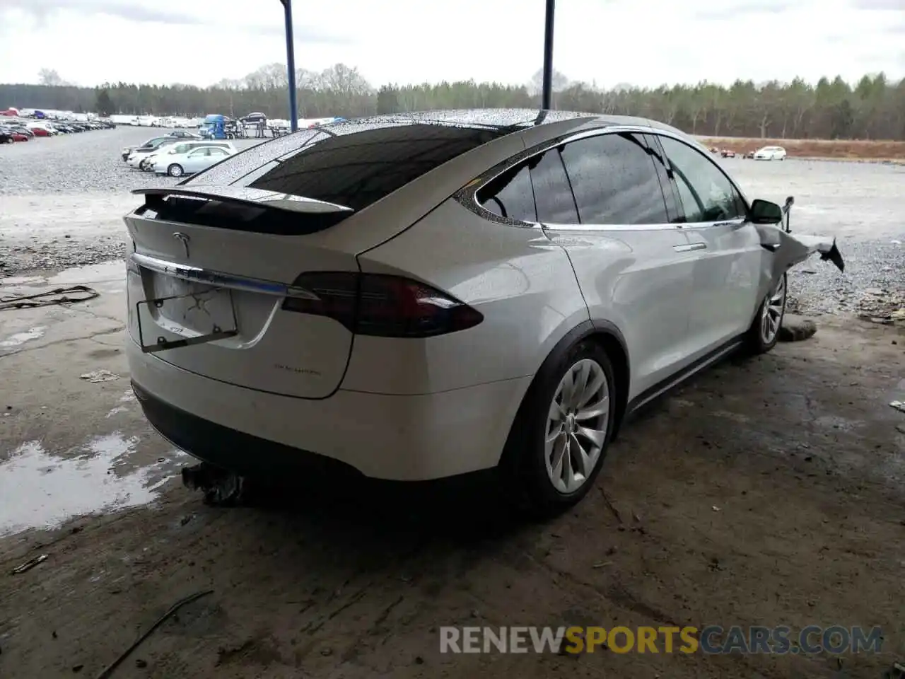 4 Photograph of a damaged car 5YJXCAE27KF181964 TESLA MODEL X 2019