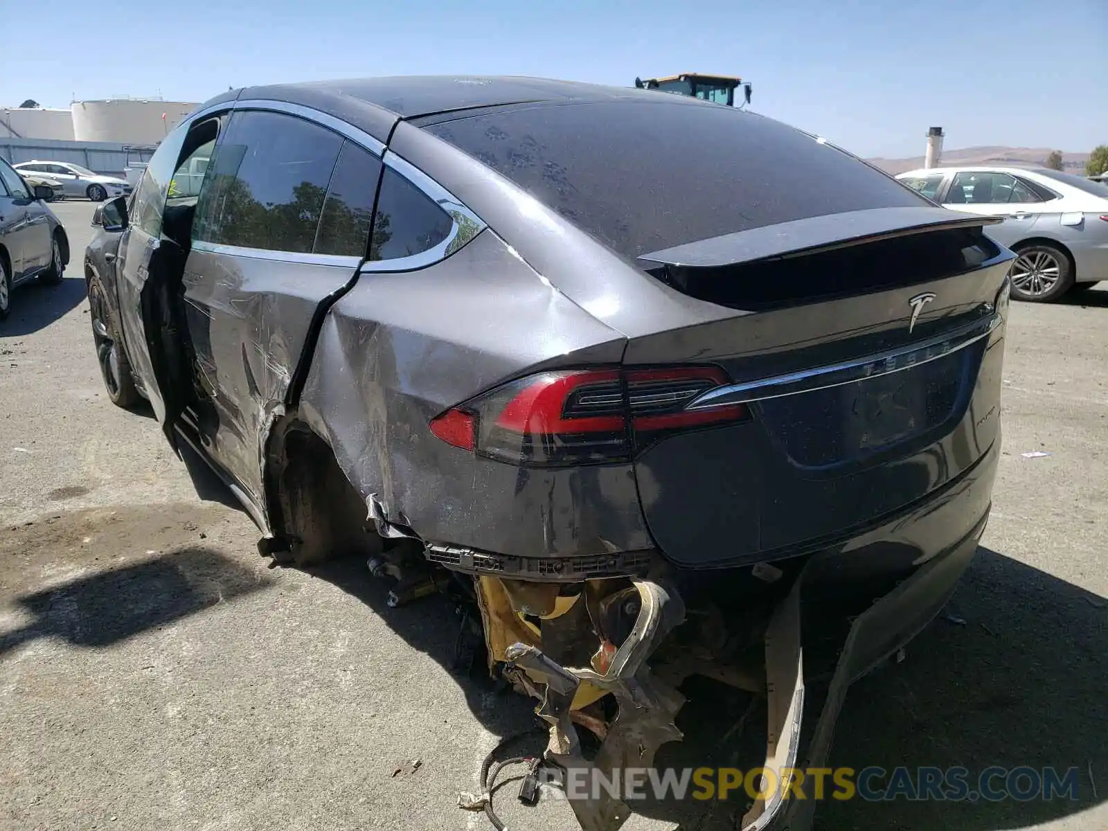 3 Photograph of a damaged car 5YJXCAE27KF184718 TESLA MODEL X 2019