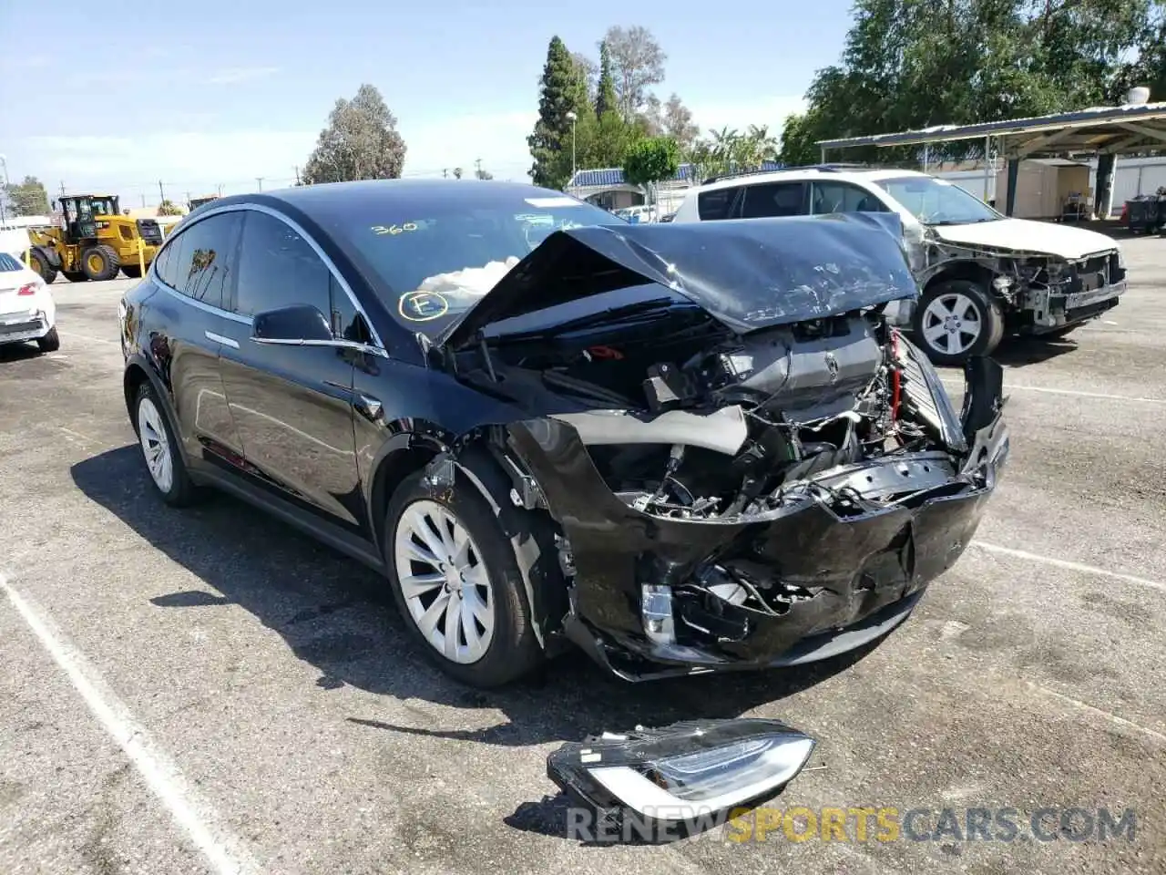 1 Photograph of a damaged car 5YJXCAE29KF152126 TESLA MODEL X 2019