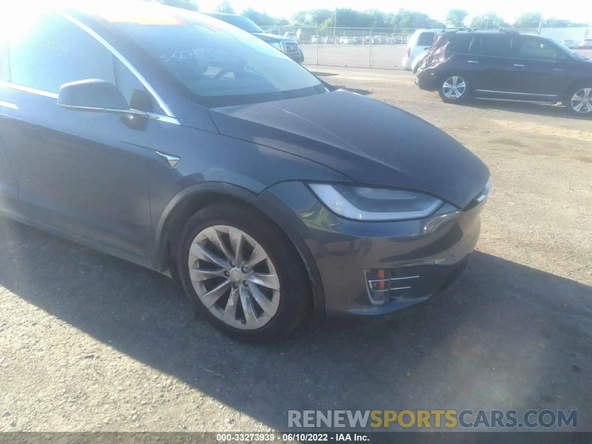 6 Photograph of a damaged car 5YJXCAE2XKF153575 TESLA MODEL X 2019