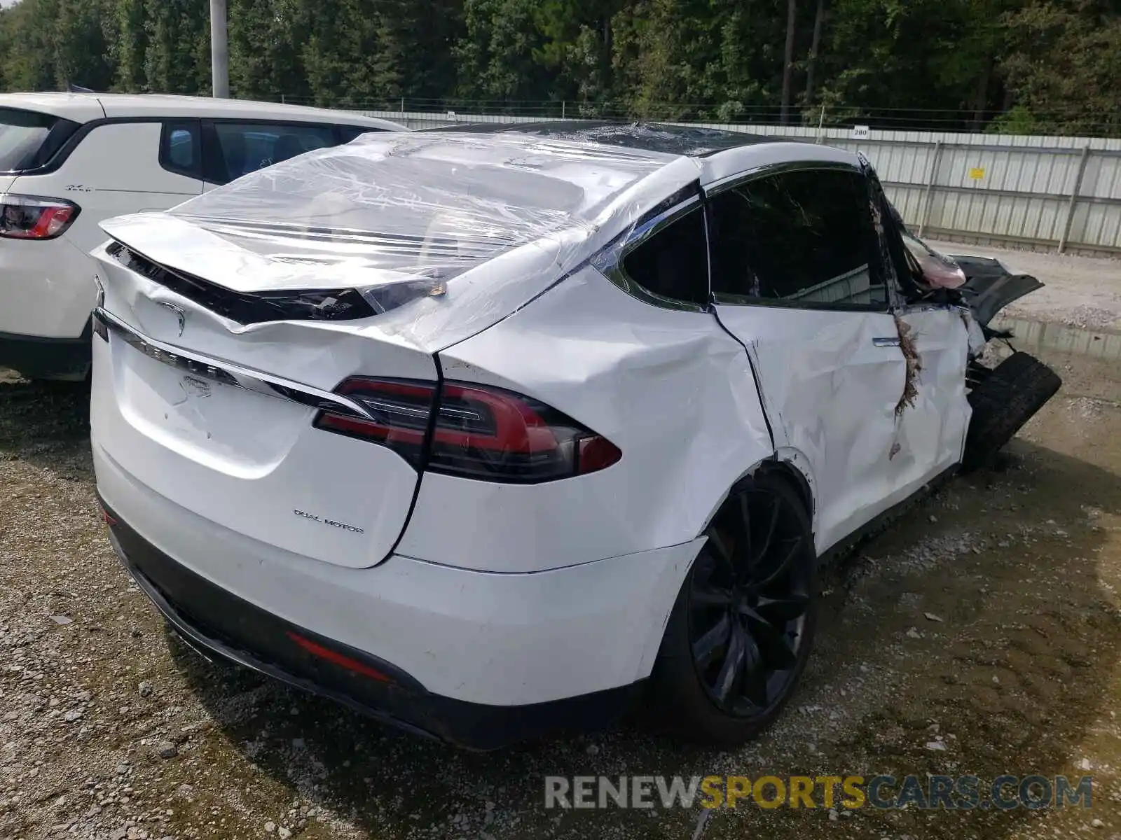 4 Фотография поврежденного автомобиля 5YJXCAE2XKF183837 TESLA MODEL X 2019