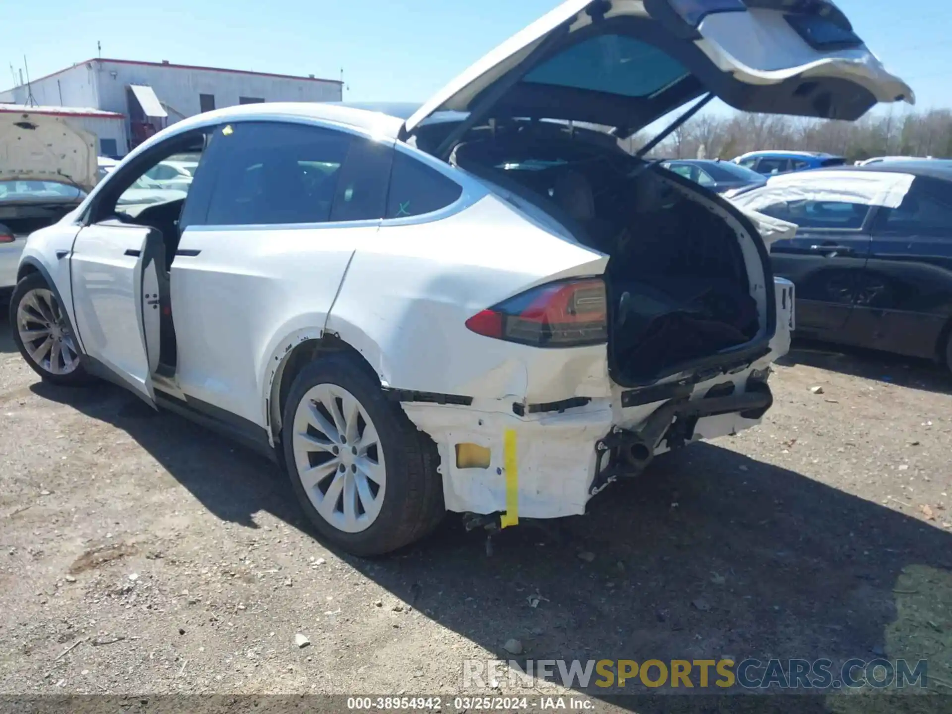 6 Photograph of a damaged car 5YJXCAE2XKF195261 TESLA MODEL X 2019