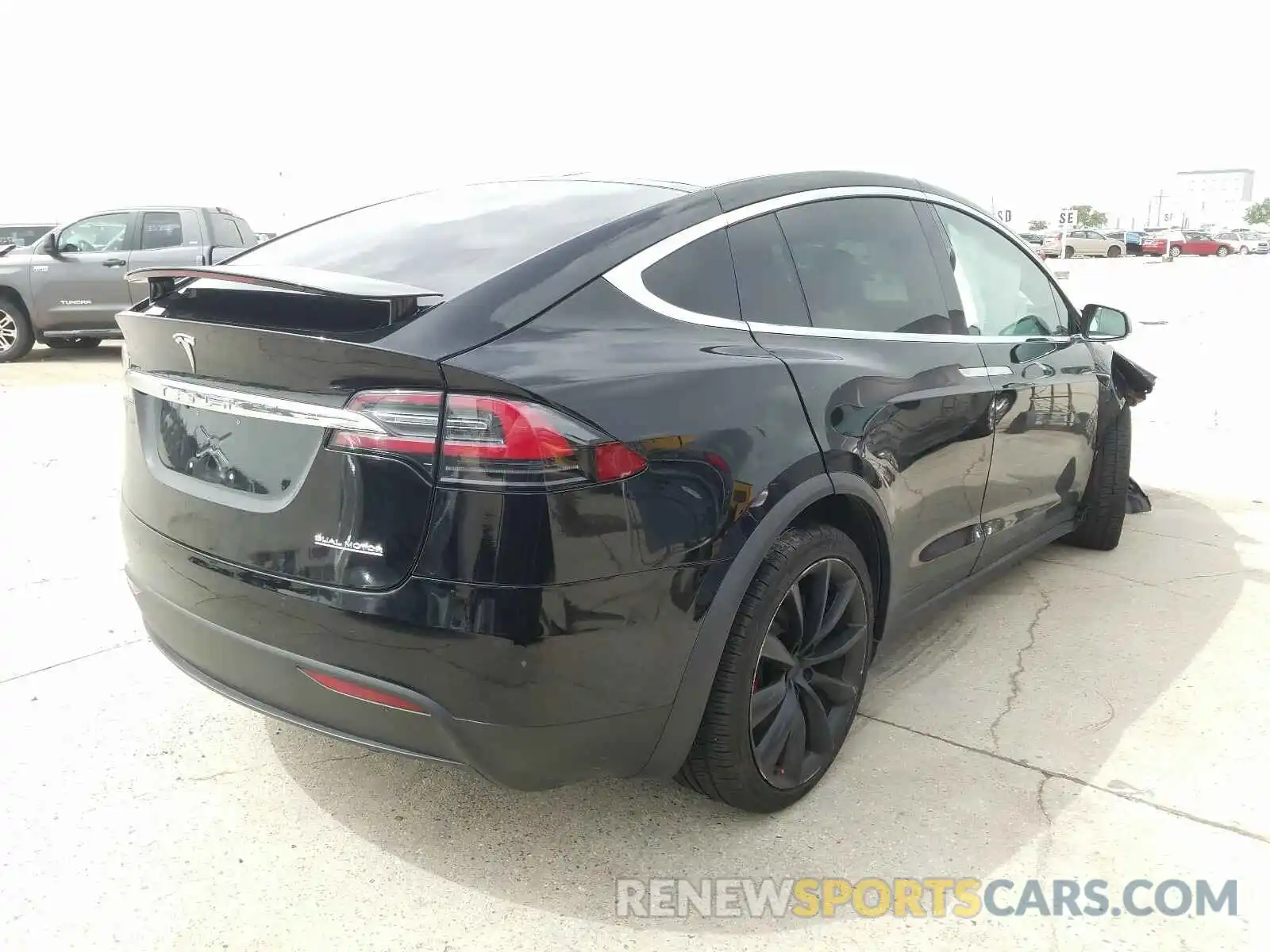 4 Фотография поврежденного автомобиля 5YJXCAE49KF186424 TESLA MODEL X 2019