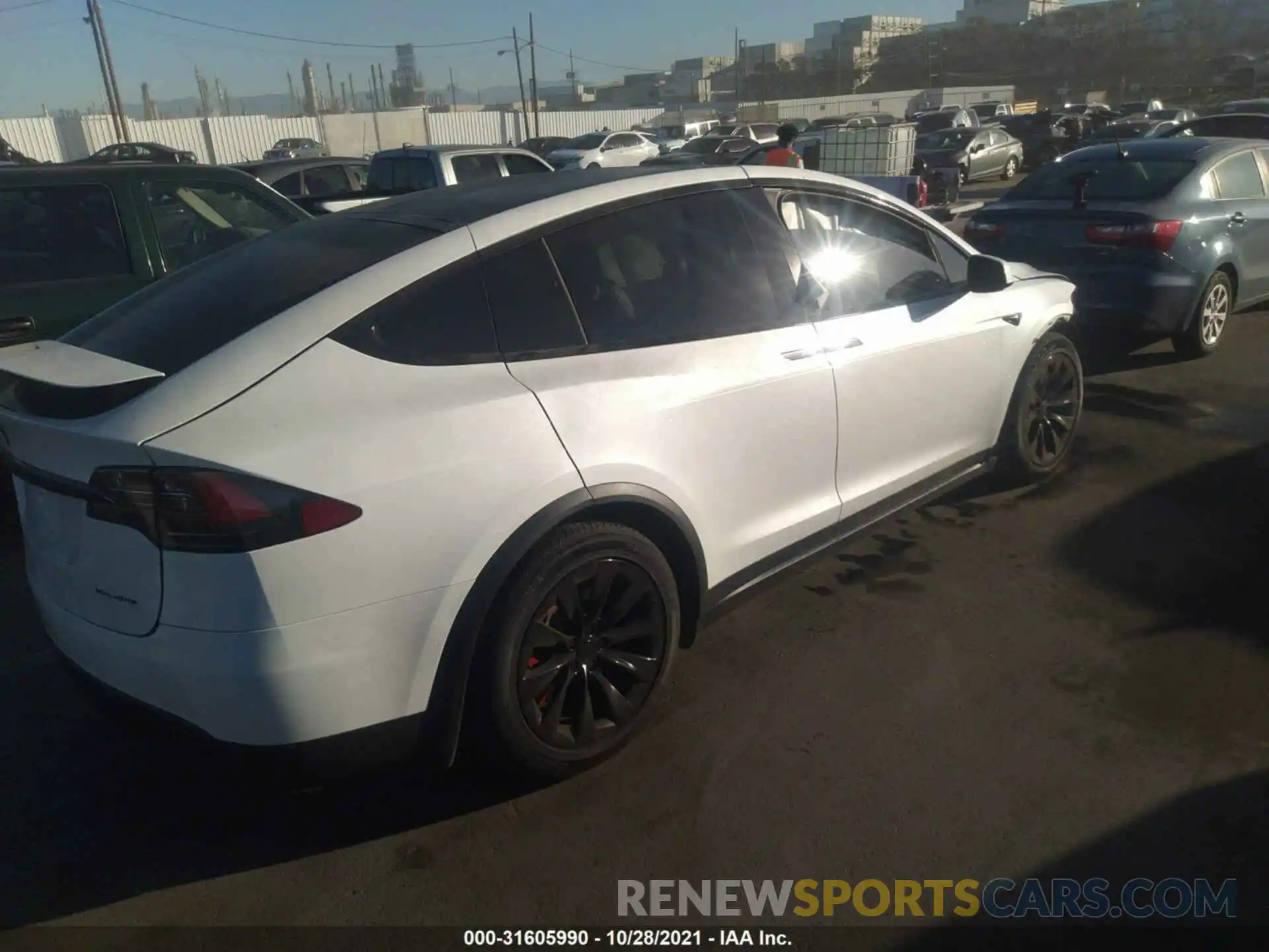 4 Фотография поврежденного автомобиля 5YJXCBE20KF191029 TESLA MODEL X 2019