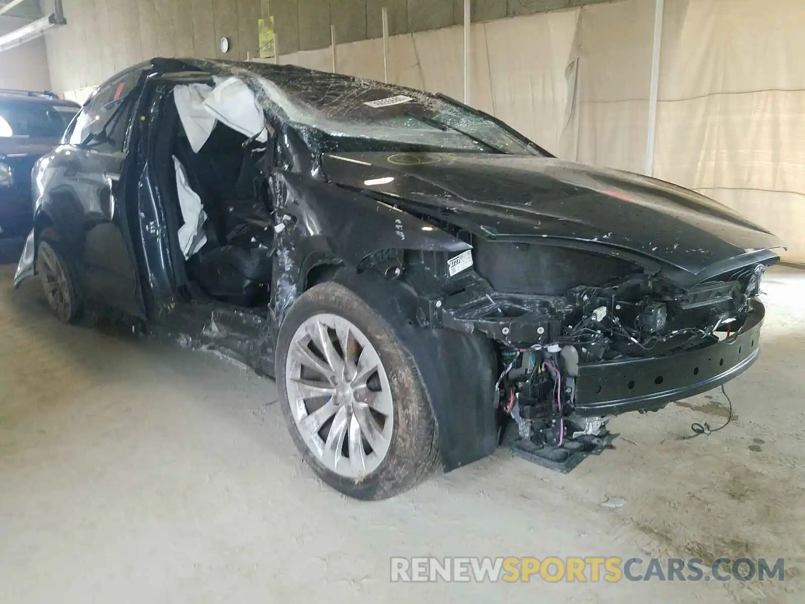 1 Photograph of a damaged car 5YJXCBE21KF203169 TESLA MODEL X 2019