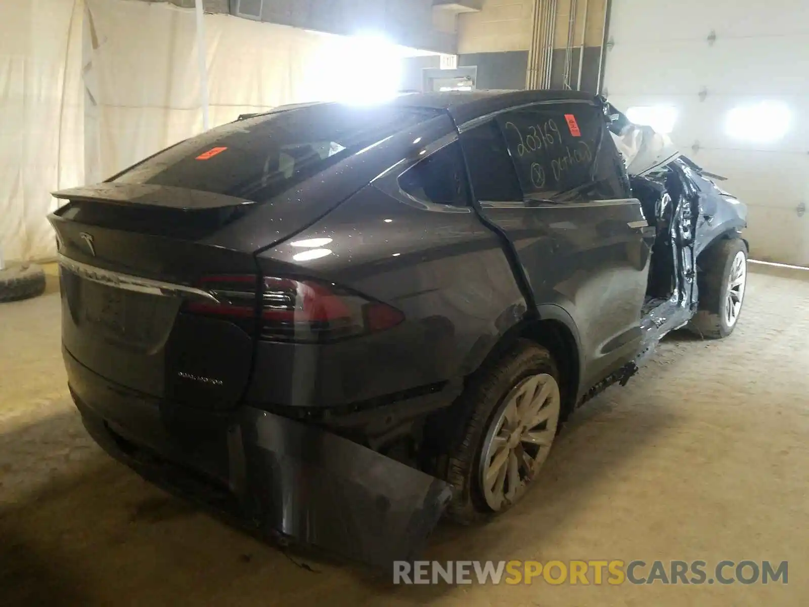 4 Фотография поврежденного автомобиля 5YJXCBE21KF203169 TESLA MODEL X 2019