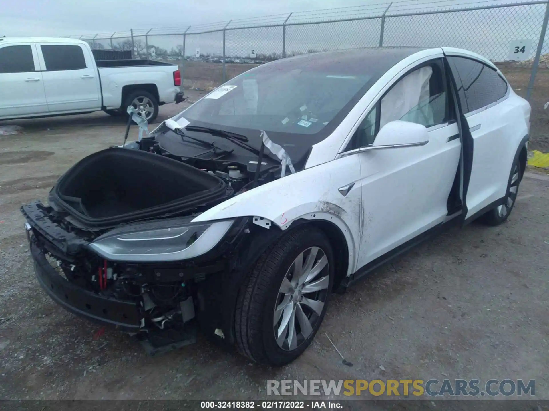 2 Photograph of a damaged car 5YJXCBE23KF185760 TESLA MODEL X 2019