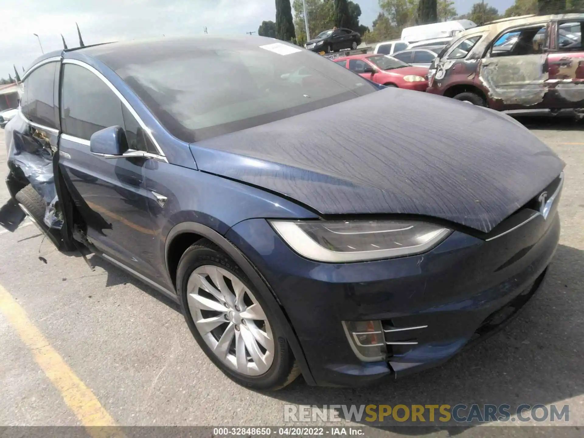 1 Photograph of a damaged car 5YJXCBE25KF159631 TESLA MODEL X 2019