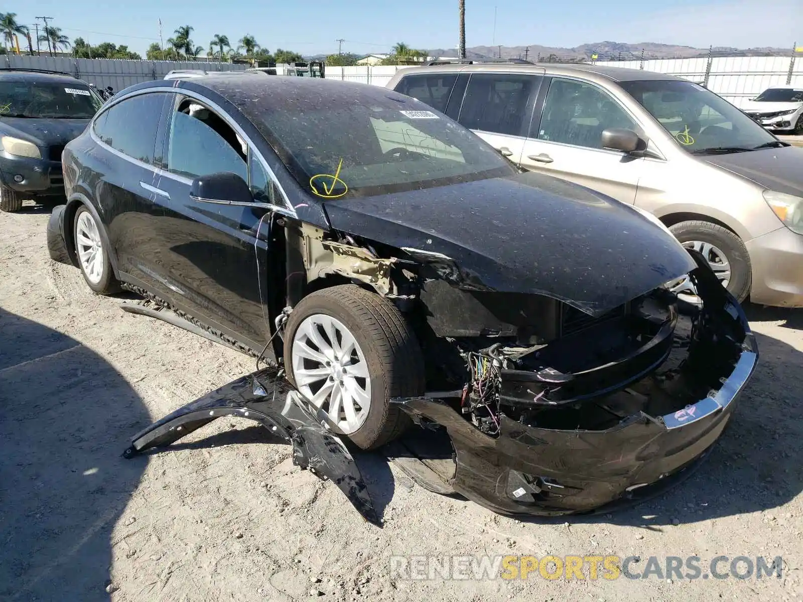 1 Photograph of a damaged car 5YJXCBE26KF209338 TESLA MODEL X 2019