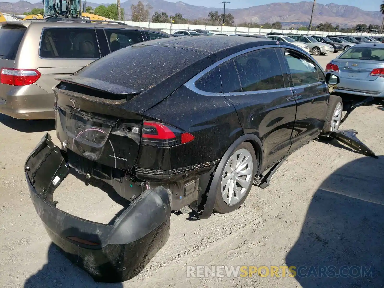 4 Фотография поврежденного автомобиля 5YJXCBE26KF209338 TESLA MODEL X 2019