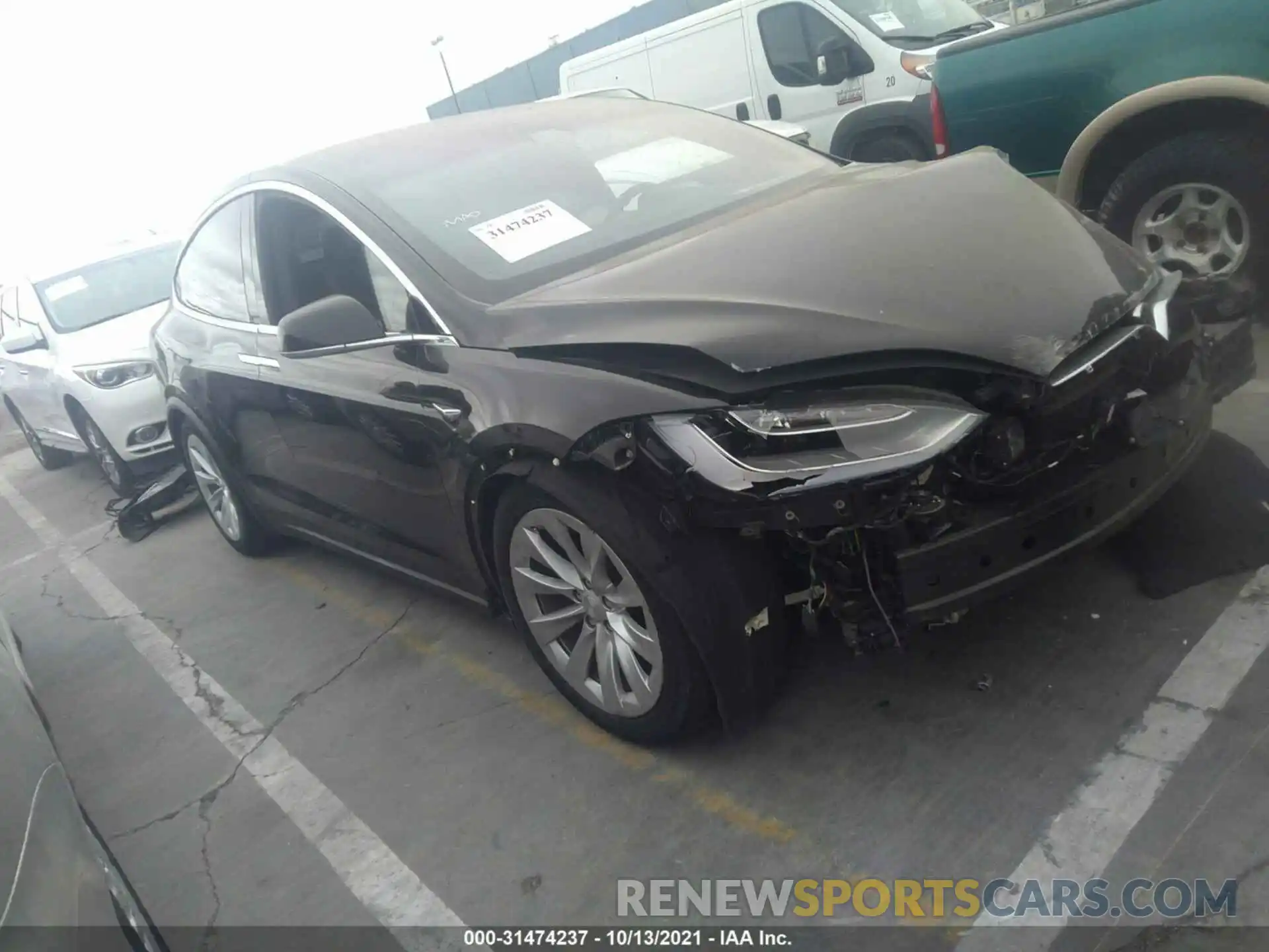 1 Photograph of a damaged car 5YJXCBE26KF212675 TESLA MODEL X 2019