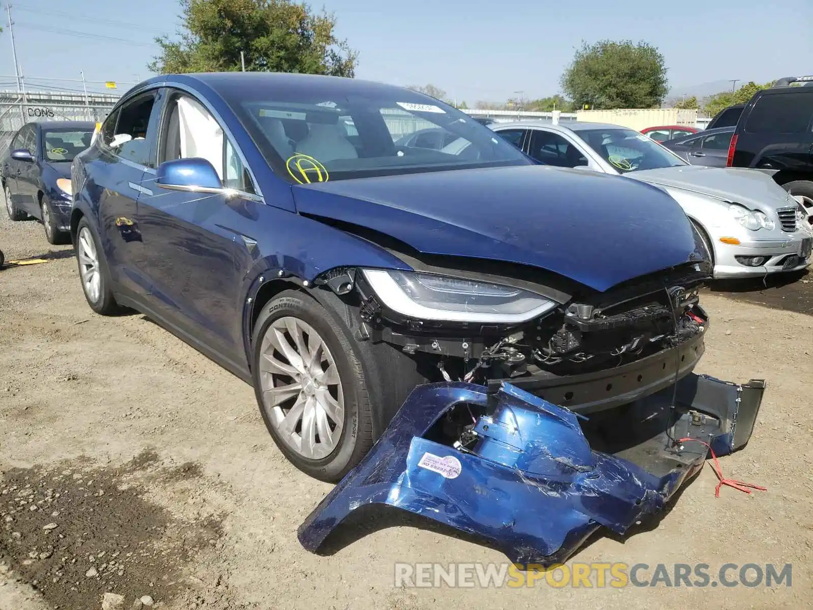 1 Photograph of a damaged car 5YJXCBE27KF187933 TESLA MODEL X 2019