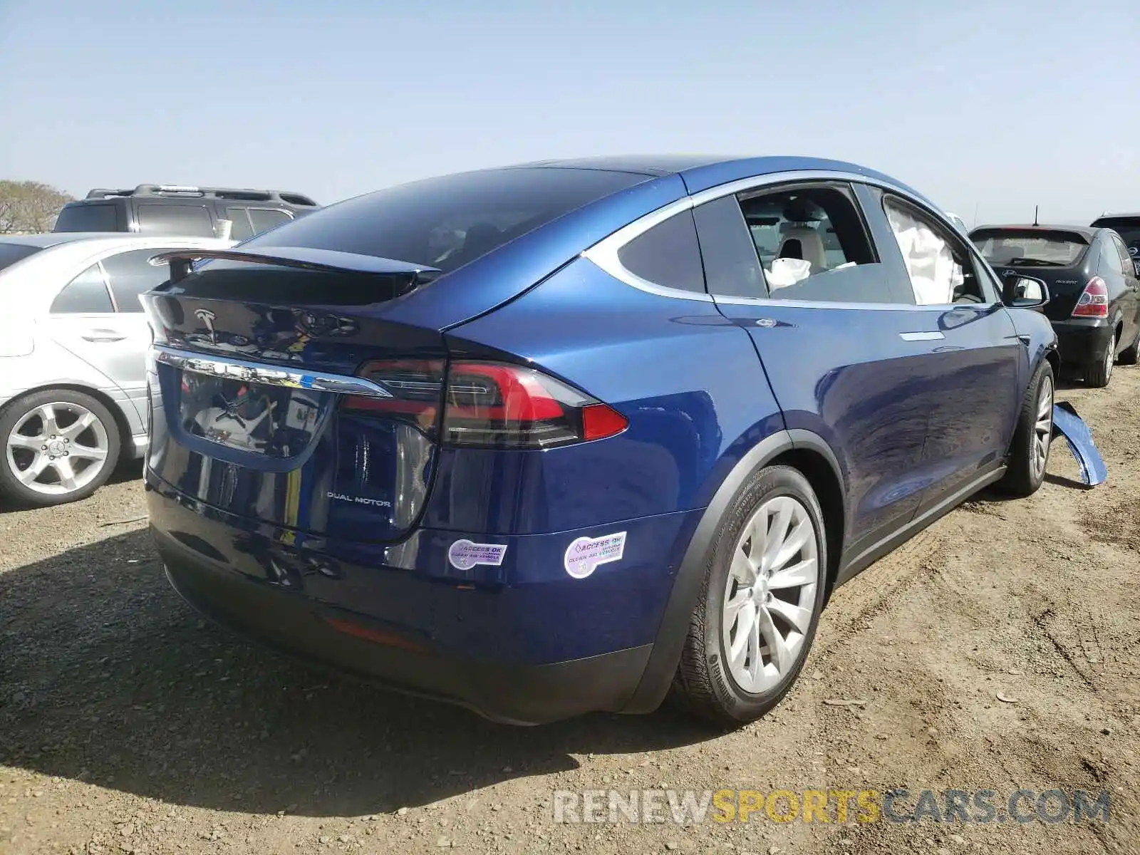 4 Фотография поврежденного автомобиля 5YJXCBE27KF187933 TESLA MODEL X 2019