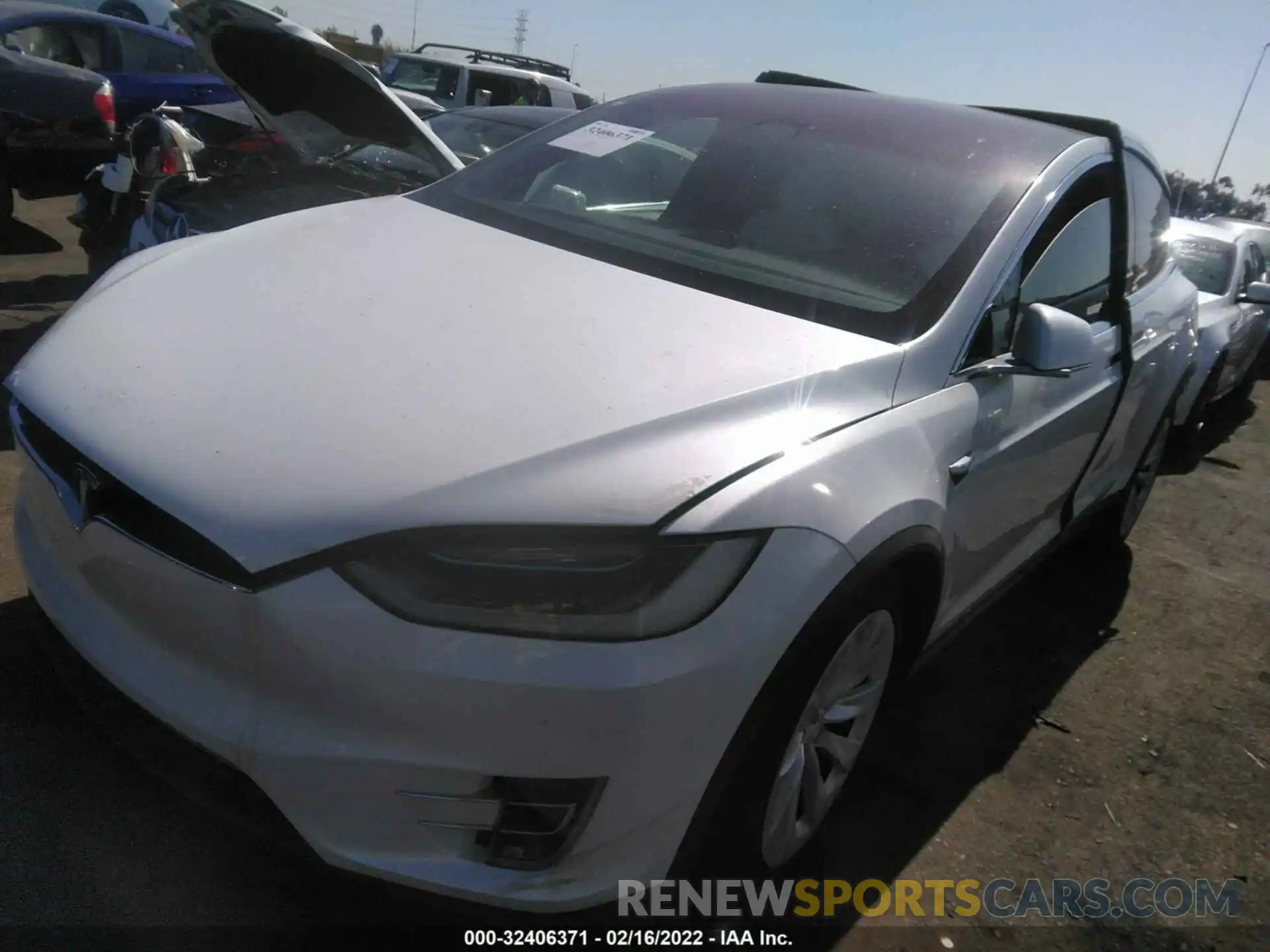 2 Photograph of a damaged car 5YJXCBE27KF202138 TESLA MODEL X 2019