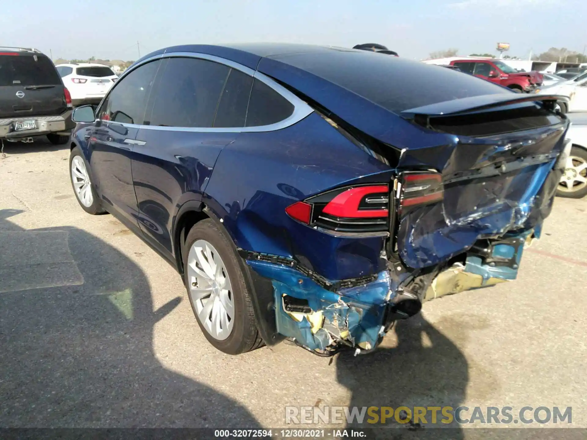 3 Photograph of a damaged car 5YJXCBE29KF213058 TESLA MODEL X 2019