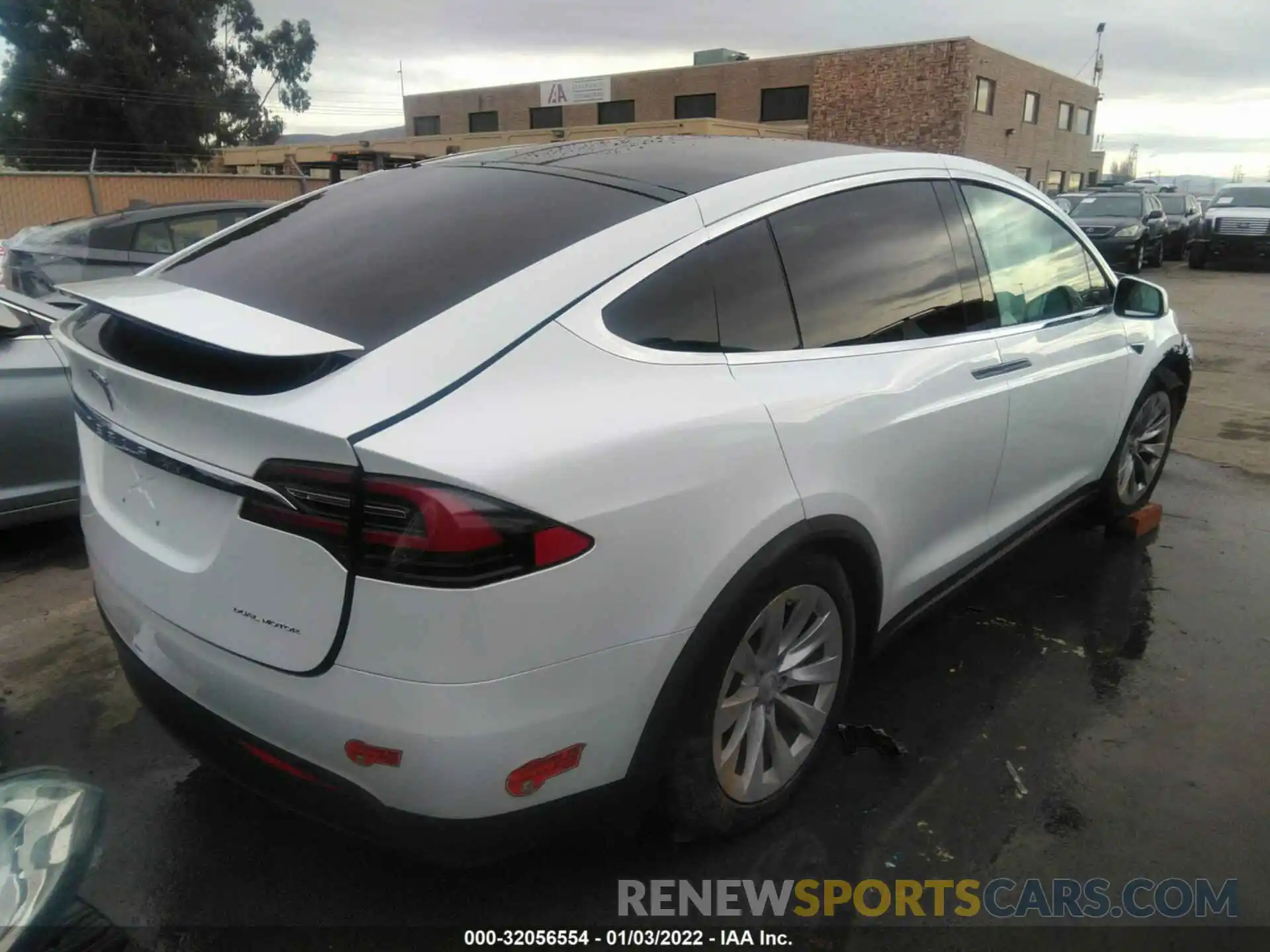 4 Фотография поврежденного автомобиля 5YJXCBE2XKF161472 TESLA MODEL X 2019